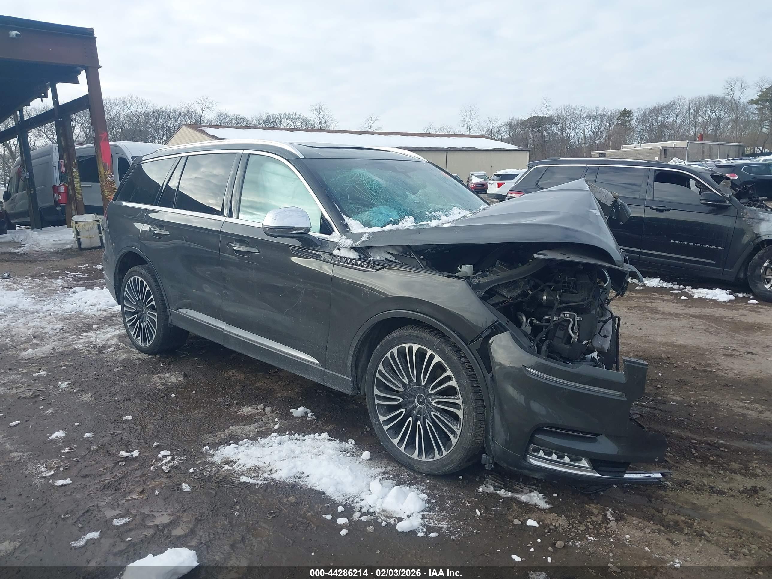 2020 Lincoln Aviator Black Label, VIN 5LM5J9XC5LGL01021 — Biohazard / chemical