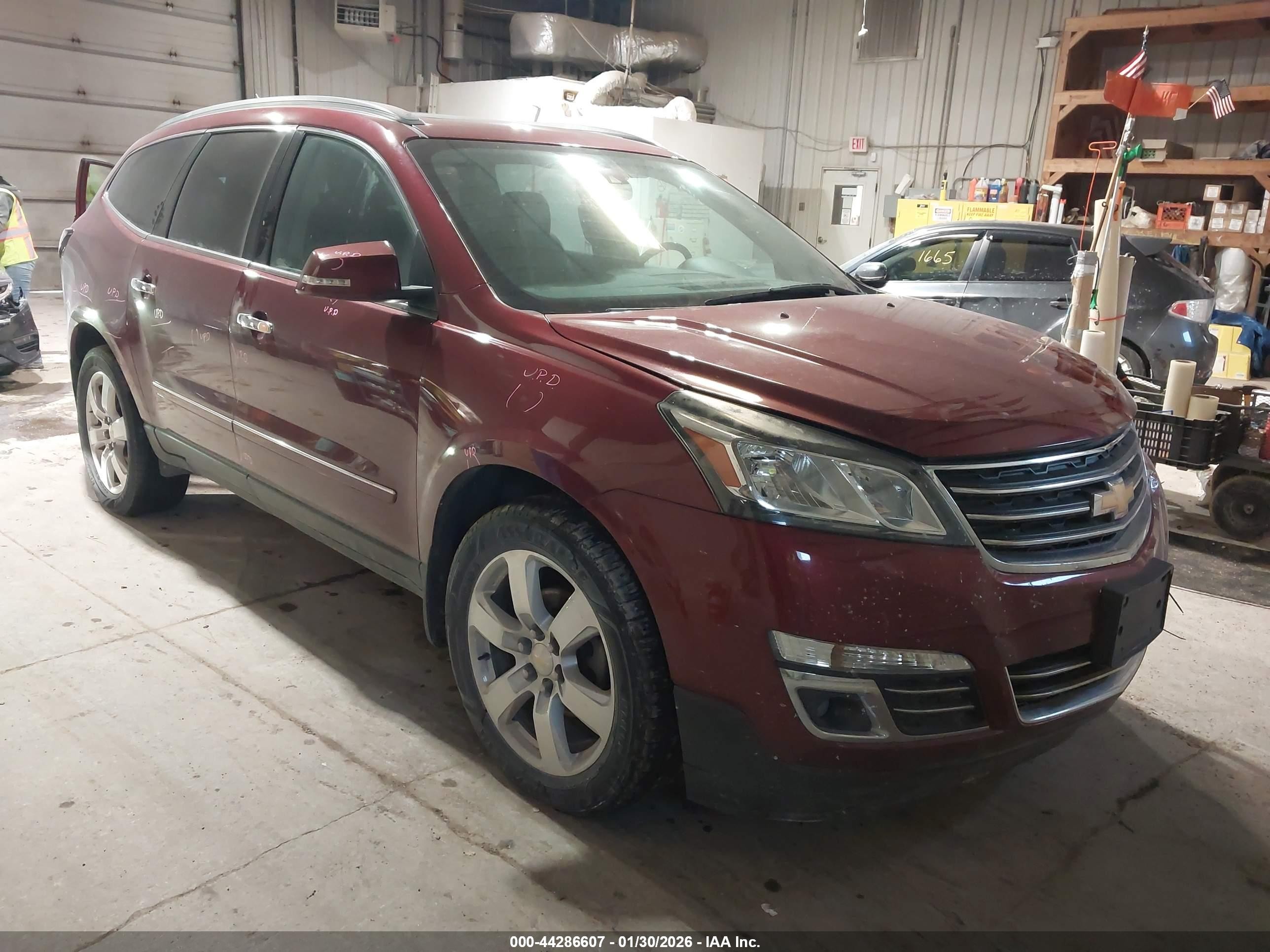 2017 Chevrolet Traverse Premier, VIN 1GNKVJKD7HJ161054 — Front end