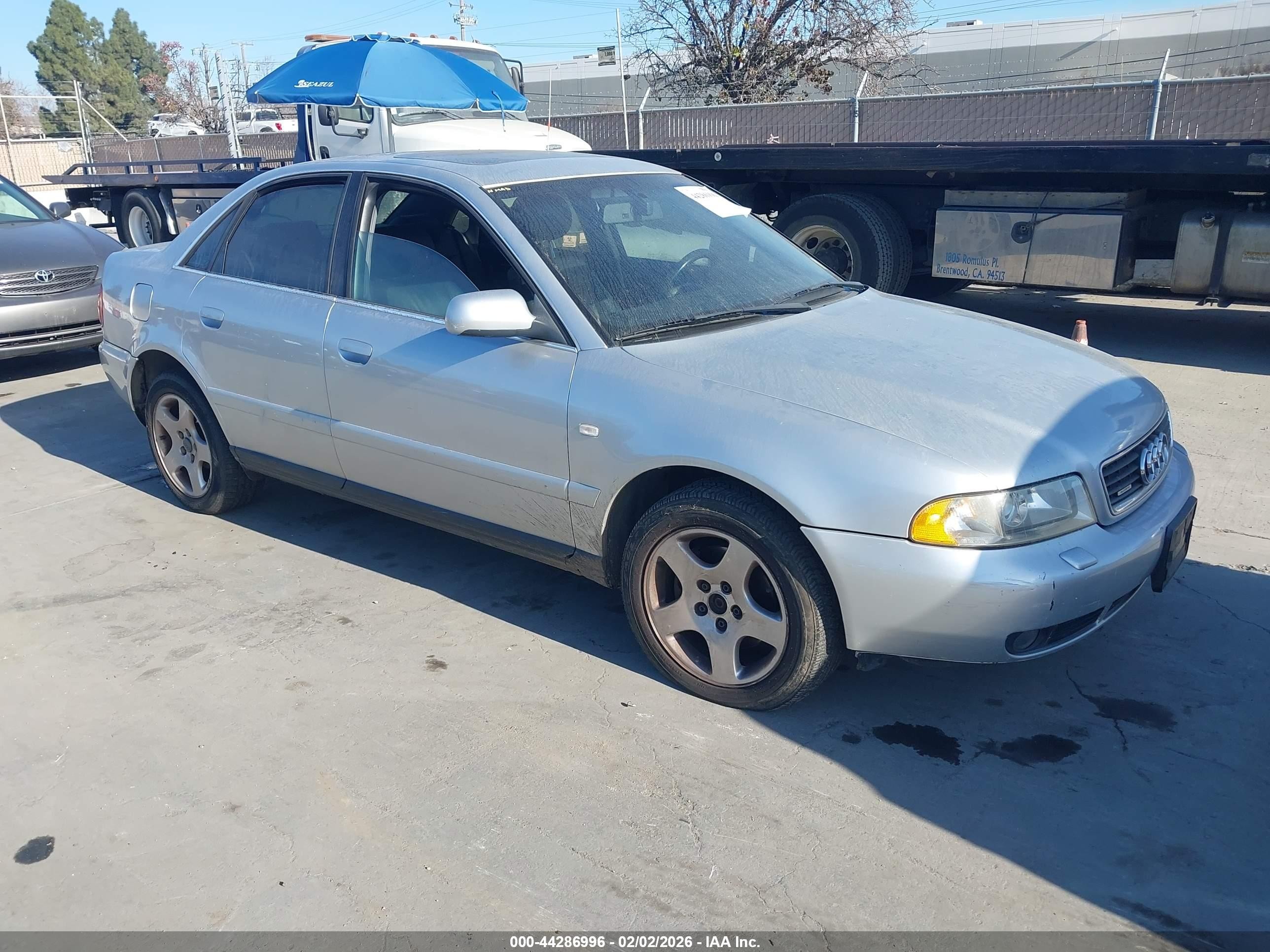 2001 Audi A4, VIN WAUDH68D91A125849 — Side