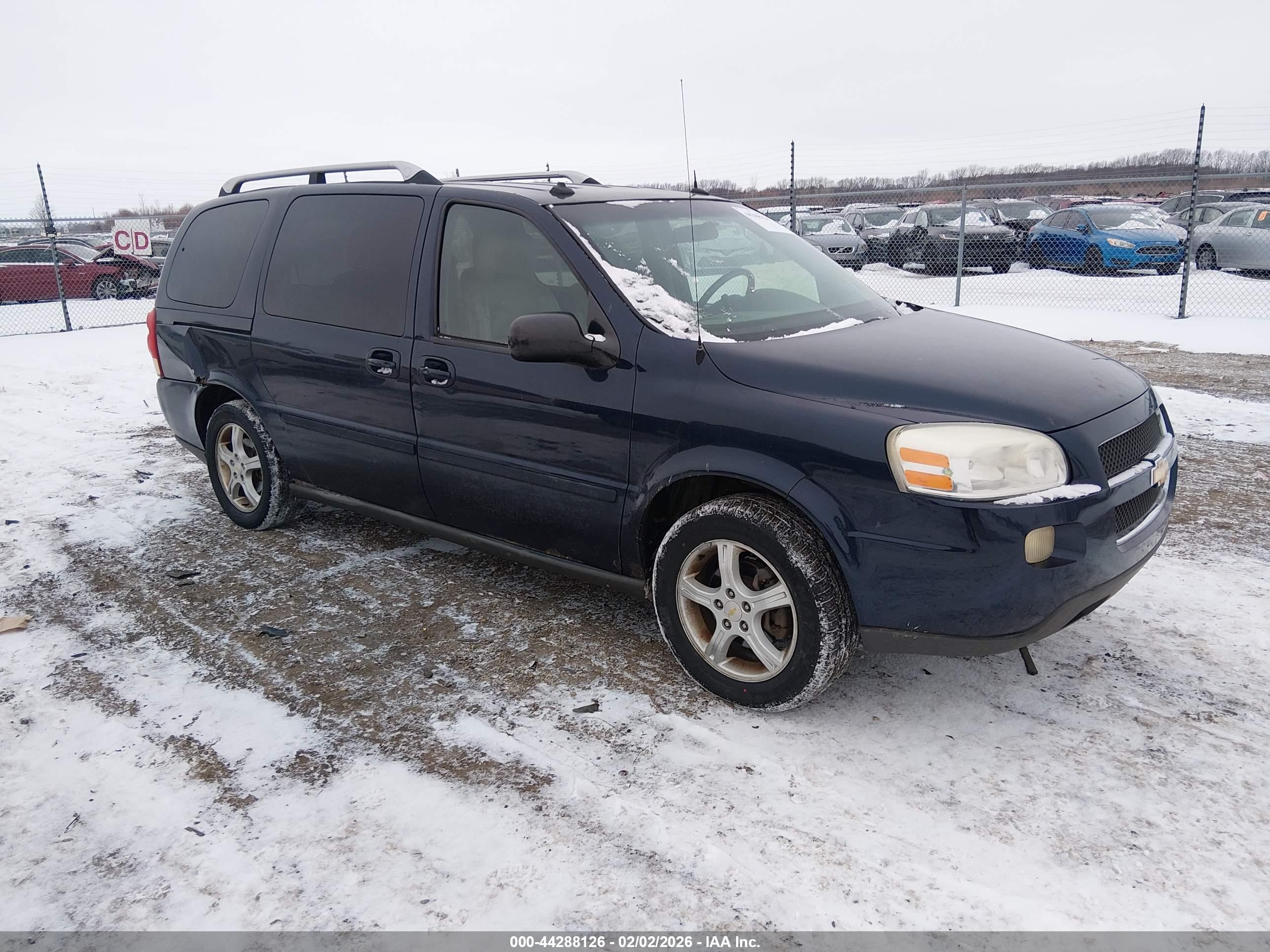 2005 Chevrolet Uplander LT, VIN 1GNDV33L15D187458 — Side