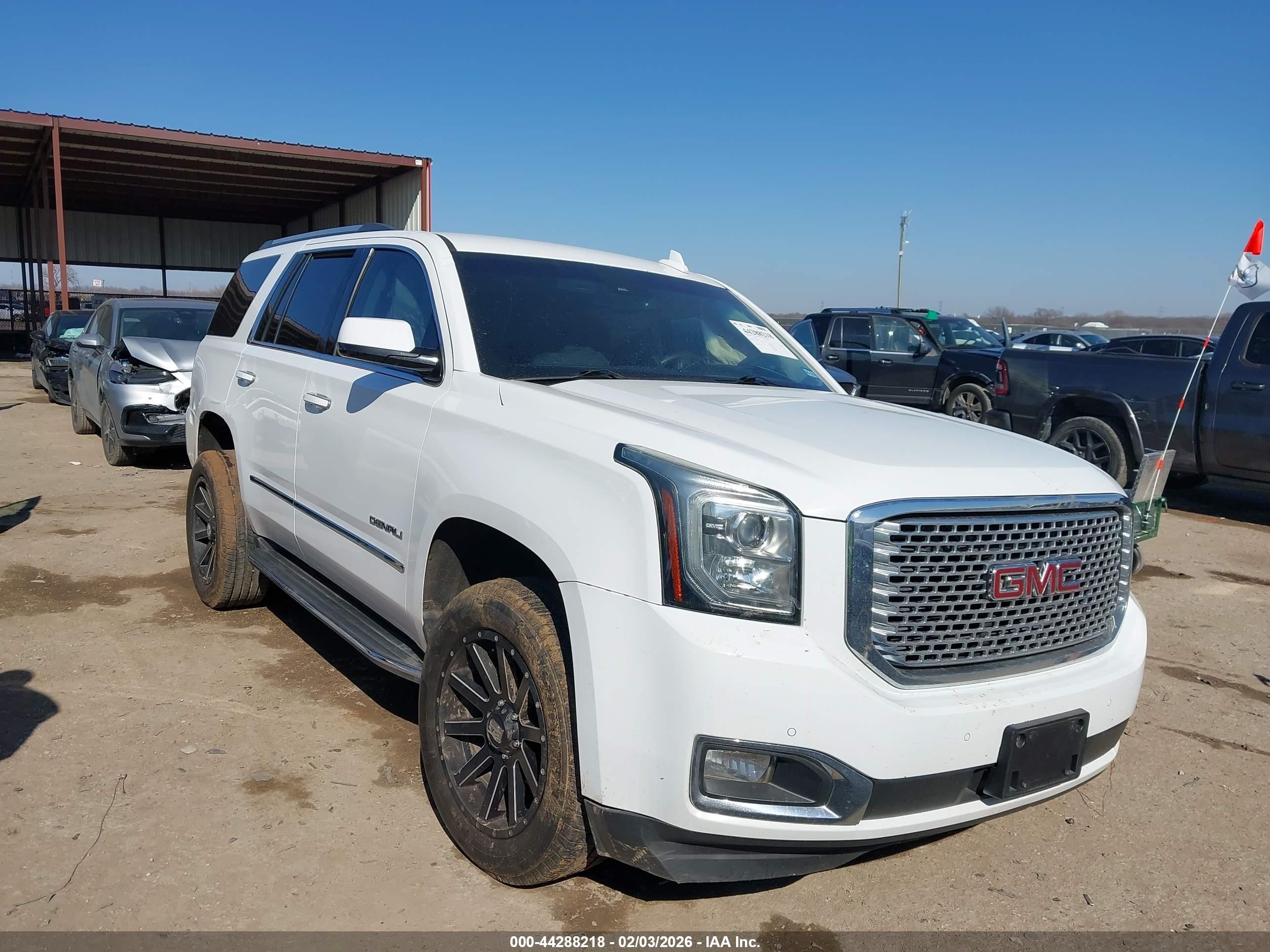 2017 GMC Yukon Denali, VIN 1GKS1CKJ8HR146770 — Rear end