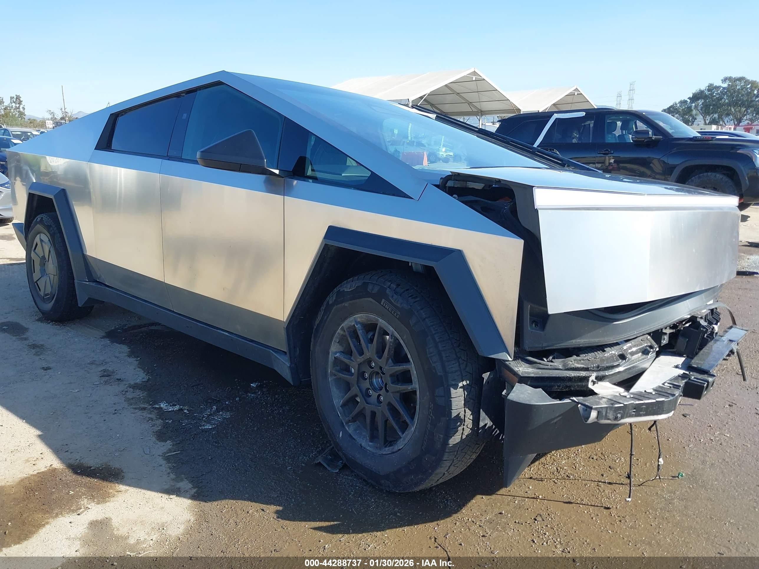 2025 Tesla Cybertruck, VIN 7G2CEHED0SA059251 — Front end