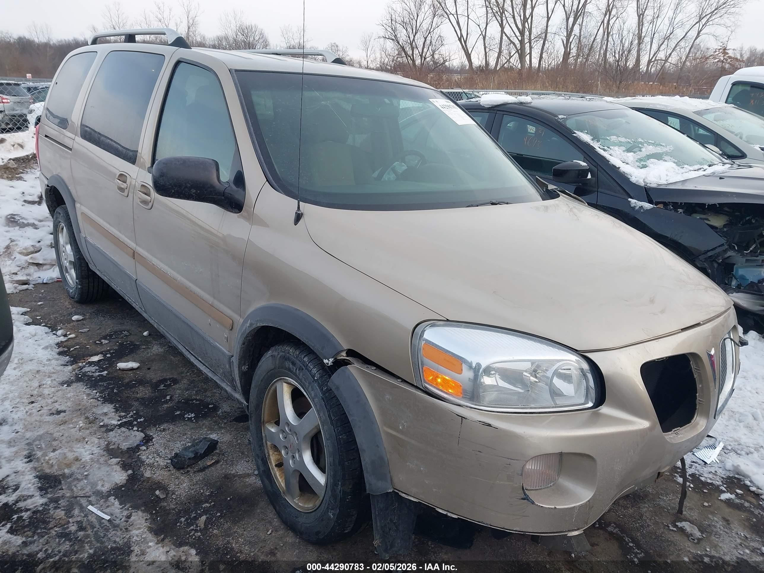 2006 Pontiac Montana, VIN 1GMDV33L46D211564 — Front end