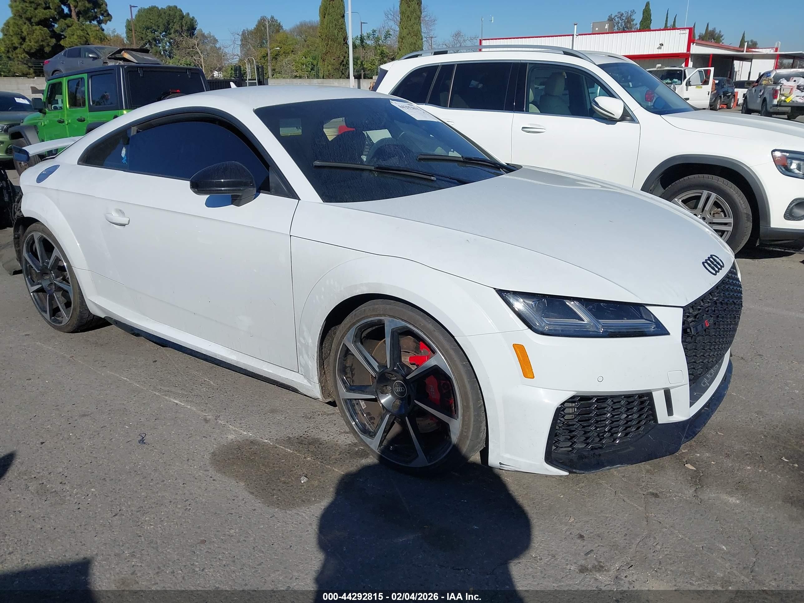2021 Audi TT RS, VIN WUAASAFV5M1900516 — Бок