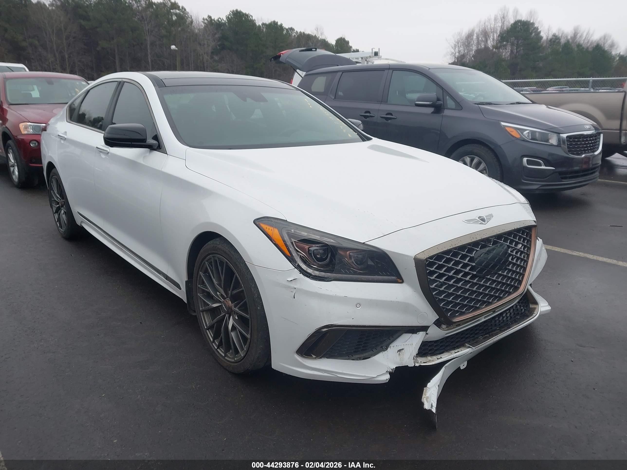 2019 Genesis G80 Sport, VIN KMHGN4JB0KU299505 — Front end