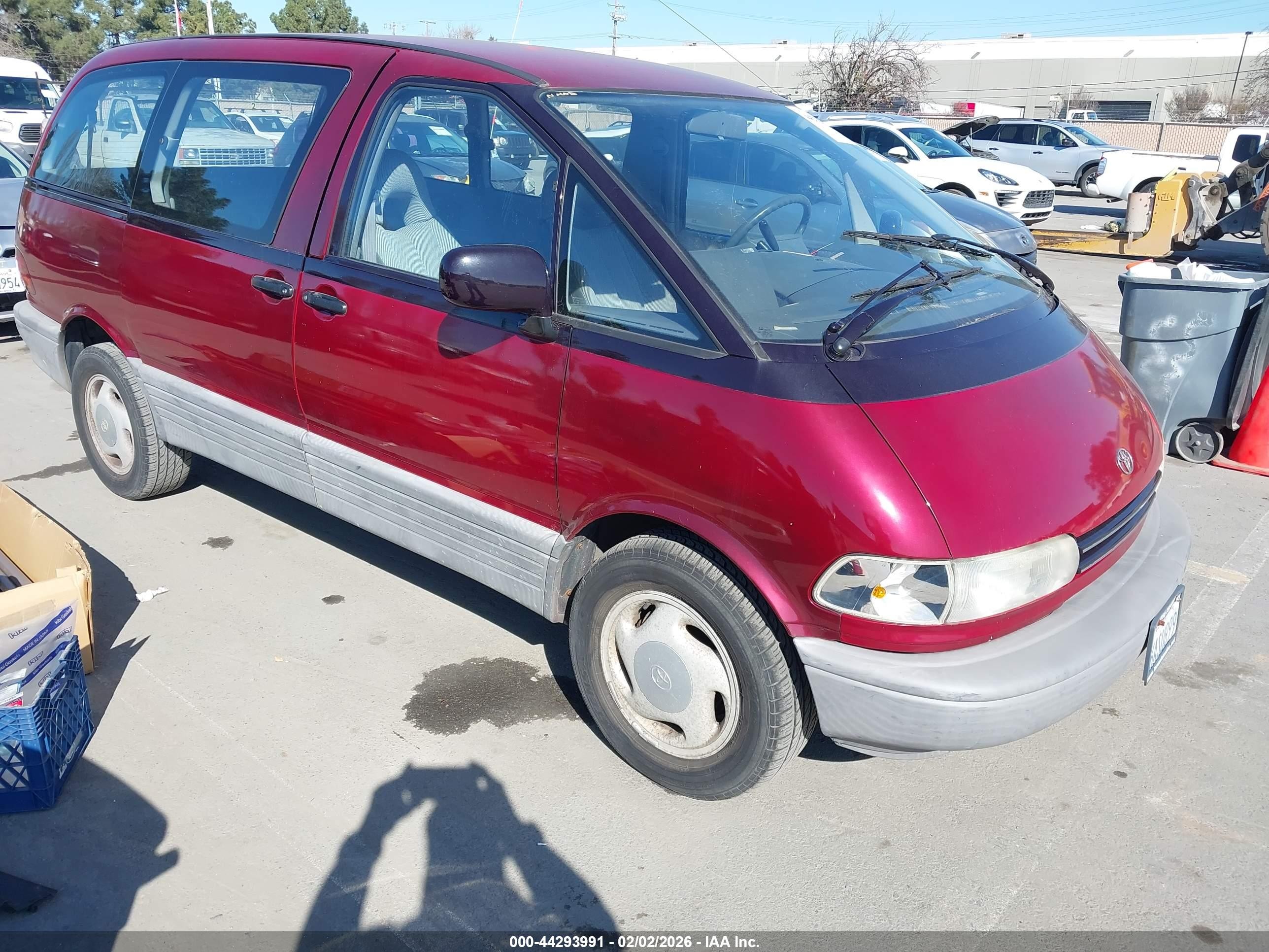 1991 Toyota Previa, VIN JT3AC11R7M0045655 — Side