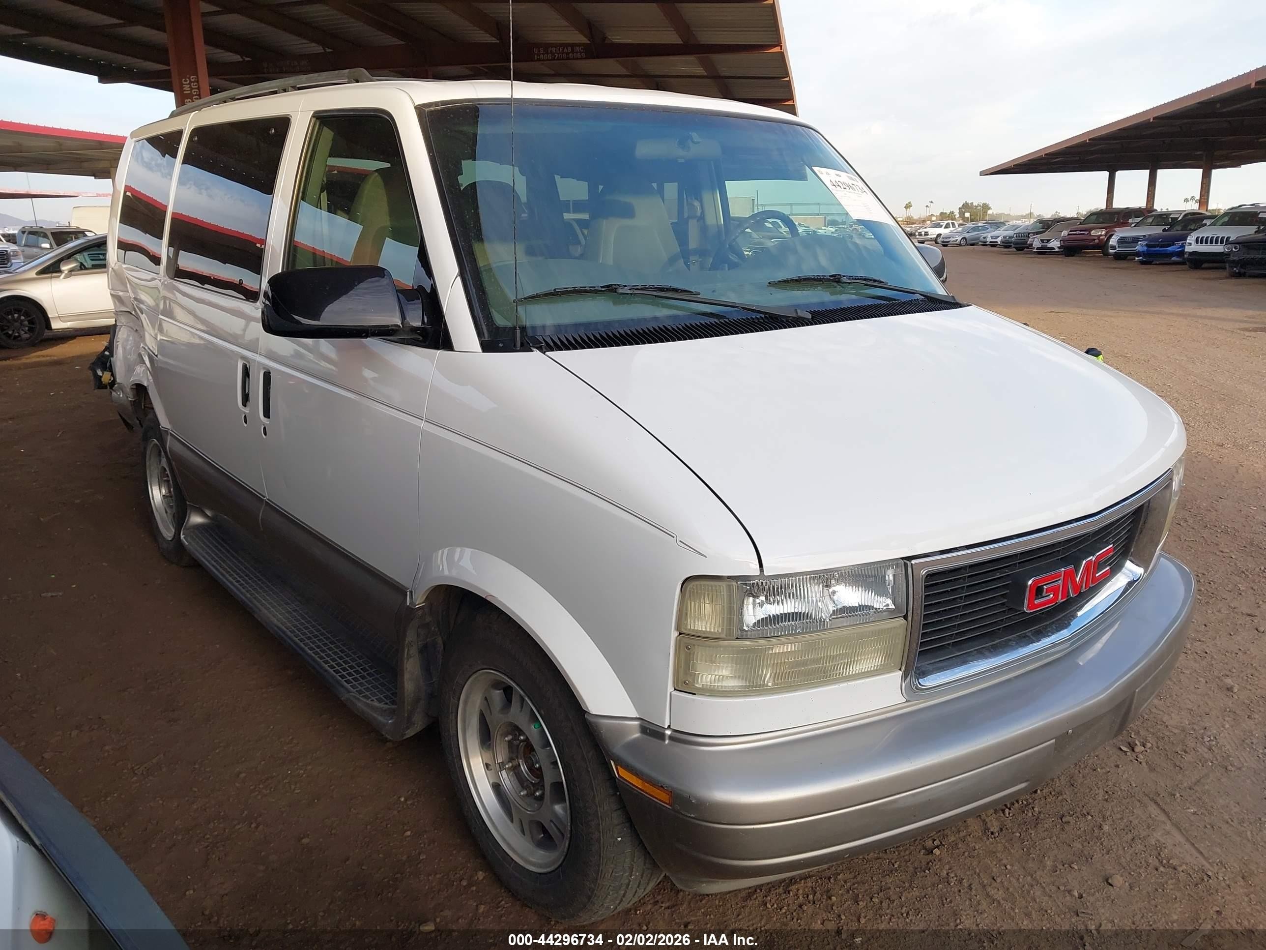 2003 GMC Safari, VIN 1GKEL19X23B506090 — Side