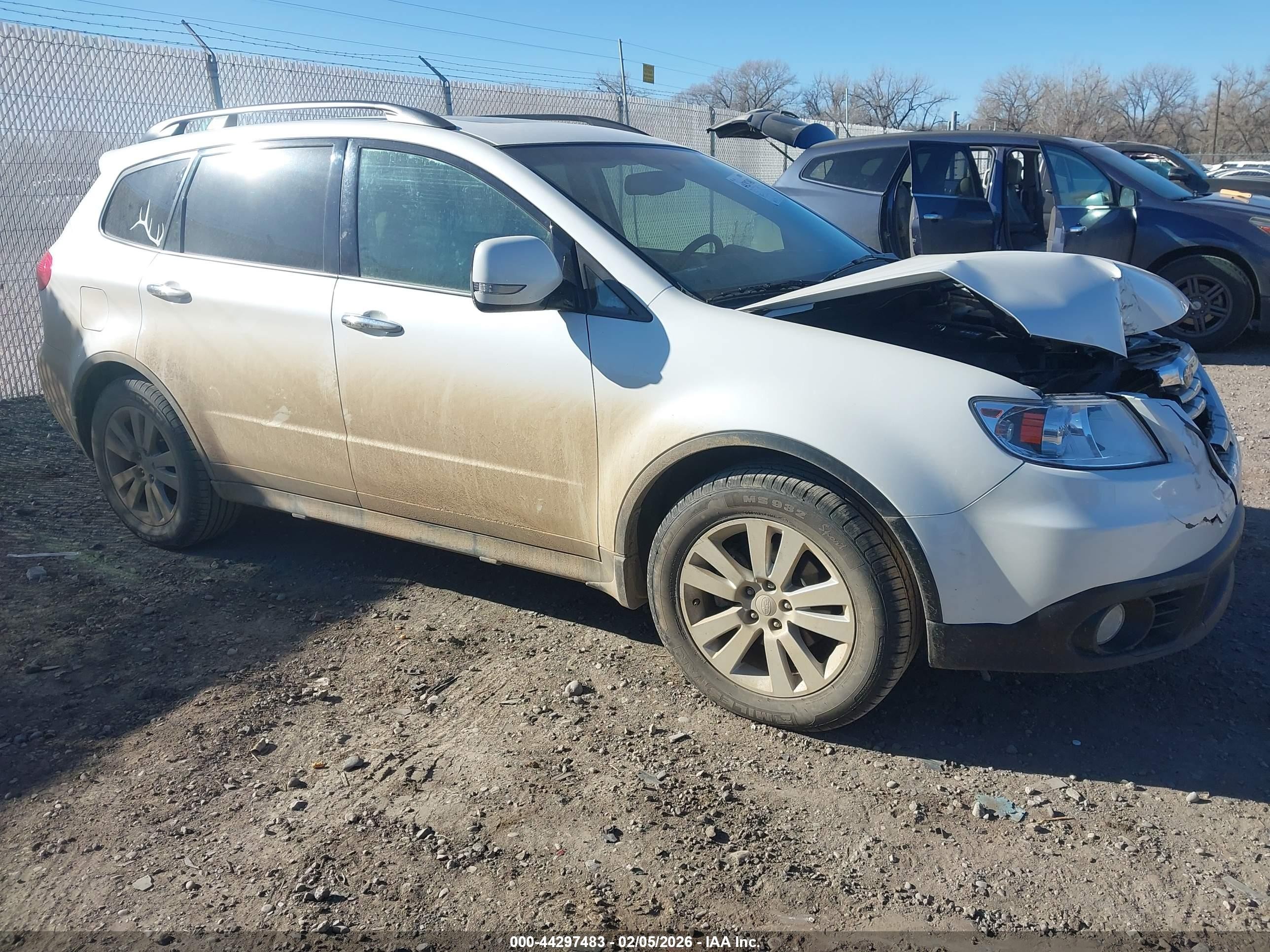 2014 Subaru Tribeca Limited, VIN 4S4WX9GDXE4400579 — Front end
