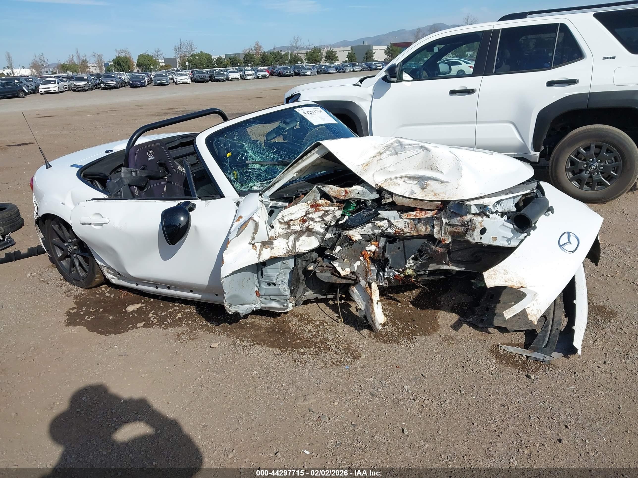 2014 Mazda MX-5 Miata Touring, VIN JM1NC2LF4E0234125 — Front end