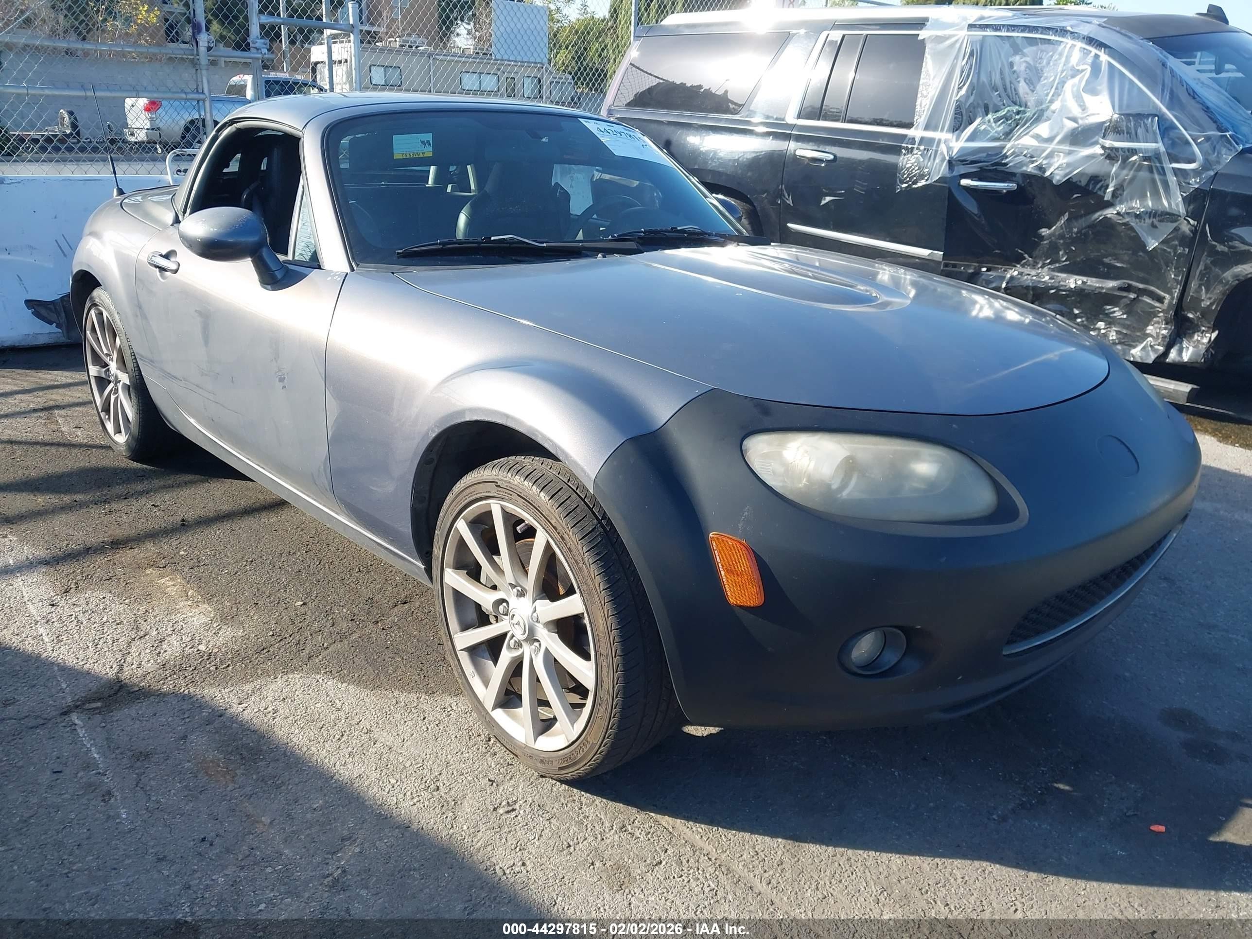 2008 Mazda MX-5 Miata Grand Touring, VIN JM1NC26F680156897 — Rear end