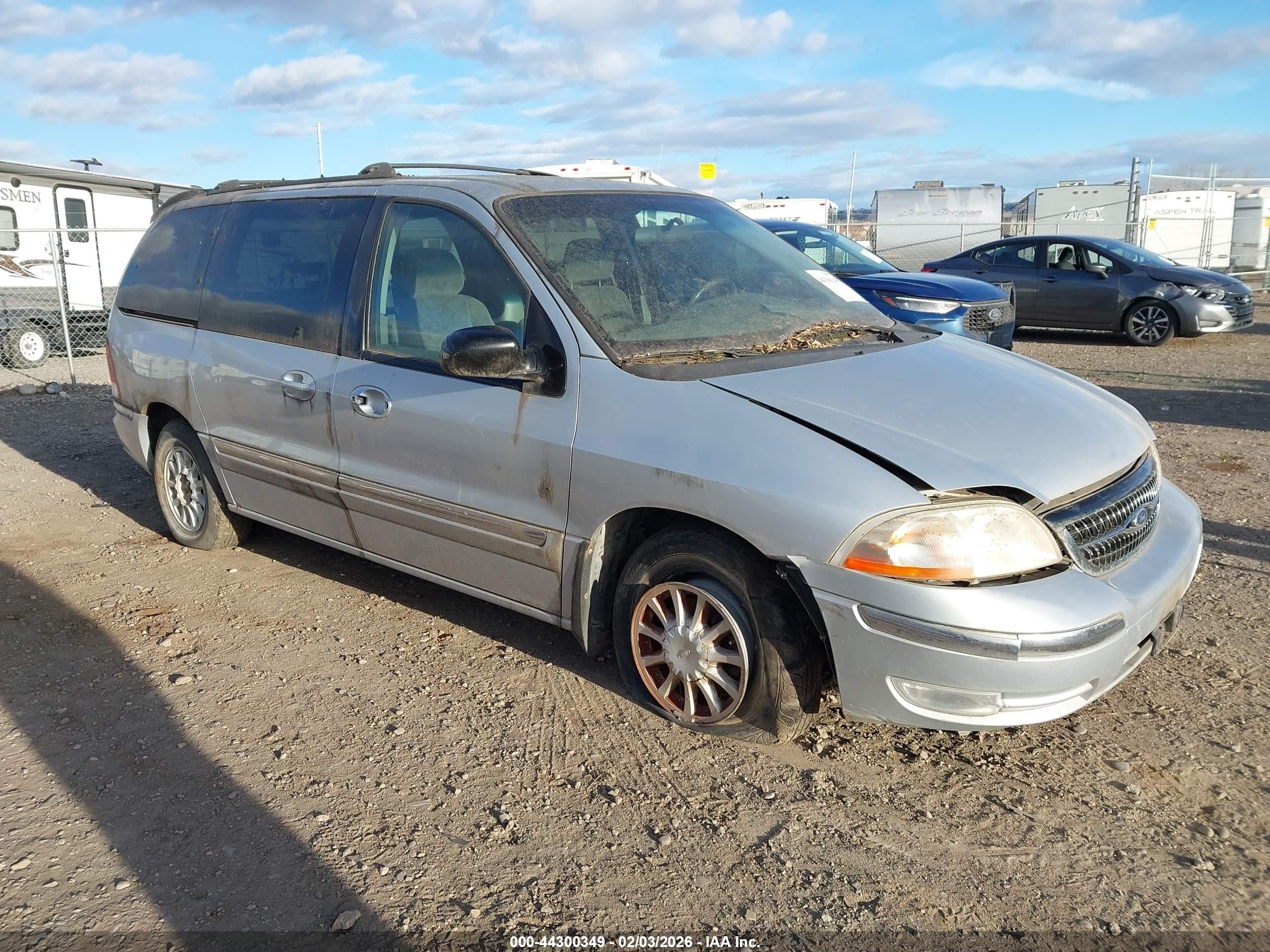 2000 Ford Windstar SE, VIN 2FMZA5245YBA52151 — Front end