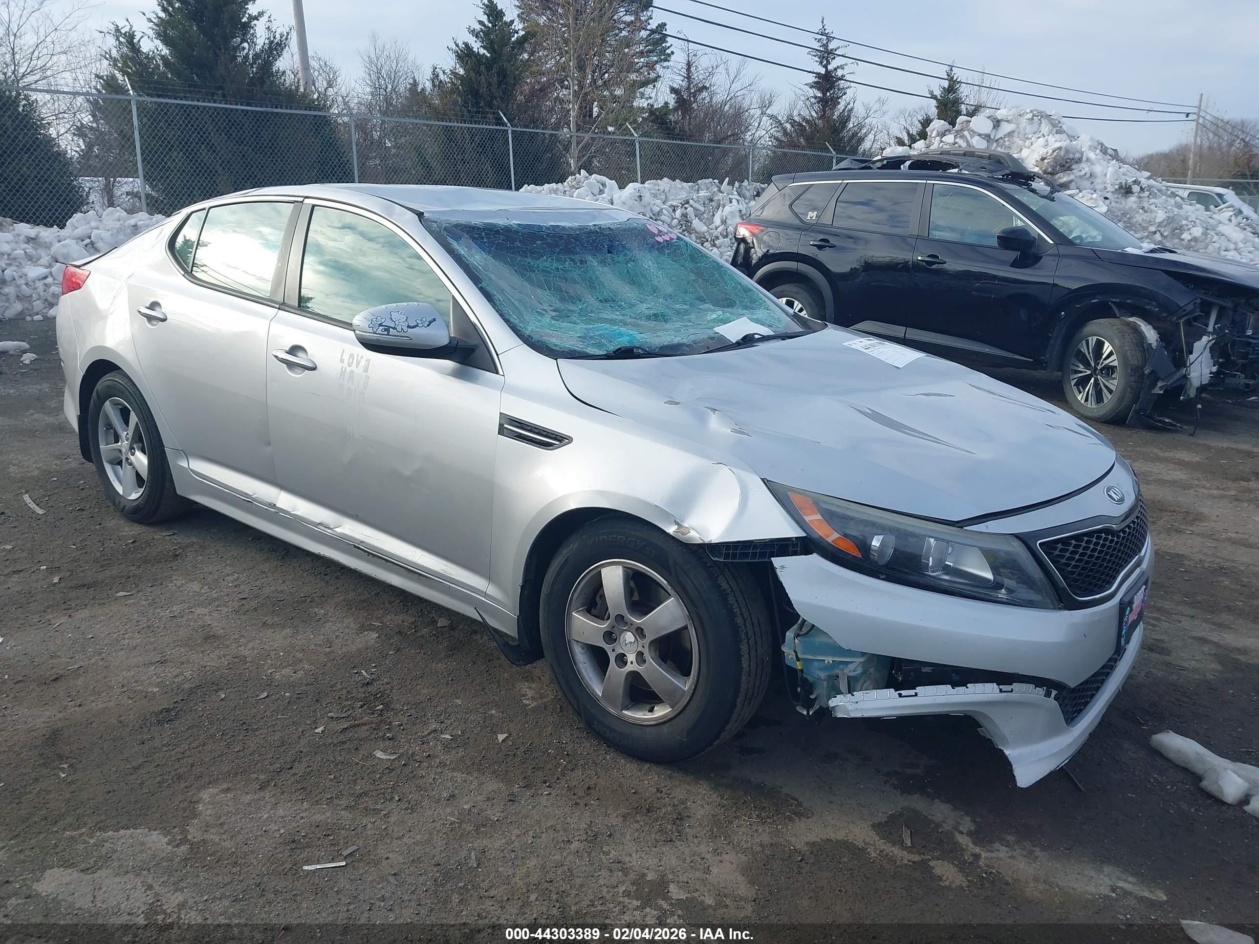 2015 Kia Optima LX, VIN 5XXGM4A70FG406180 — Storm