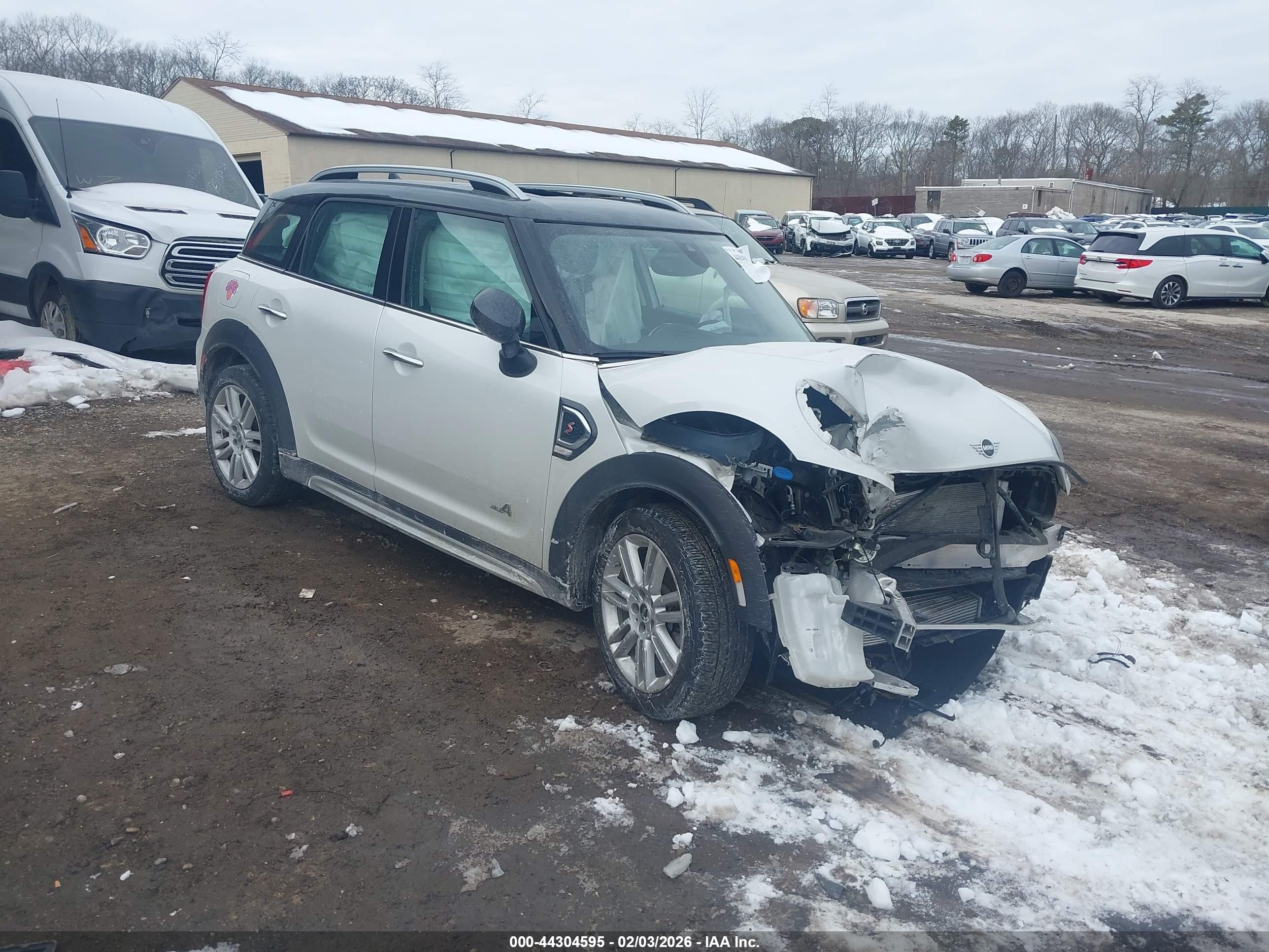 2024 MINI Countryman Cooper S, VIN WMZ83BR09R3R53164 — Front end