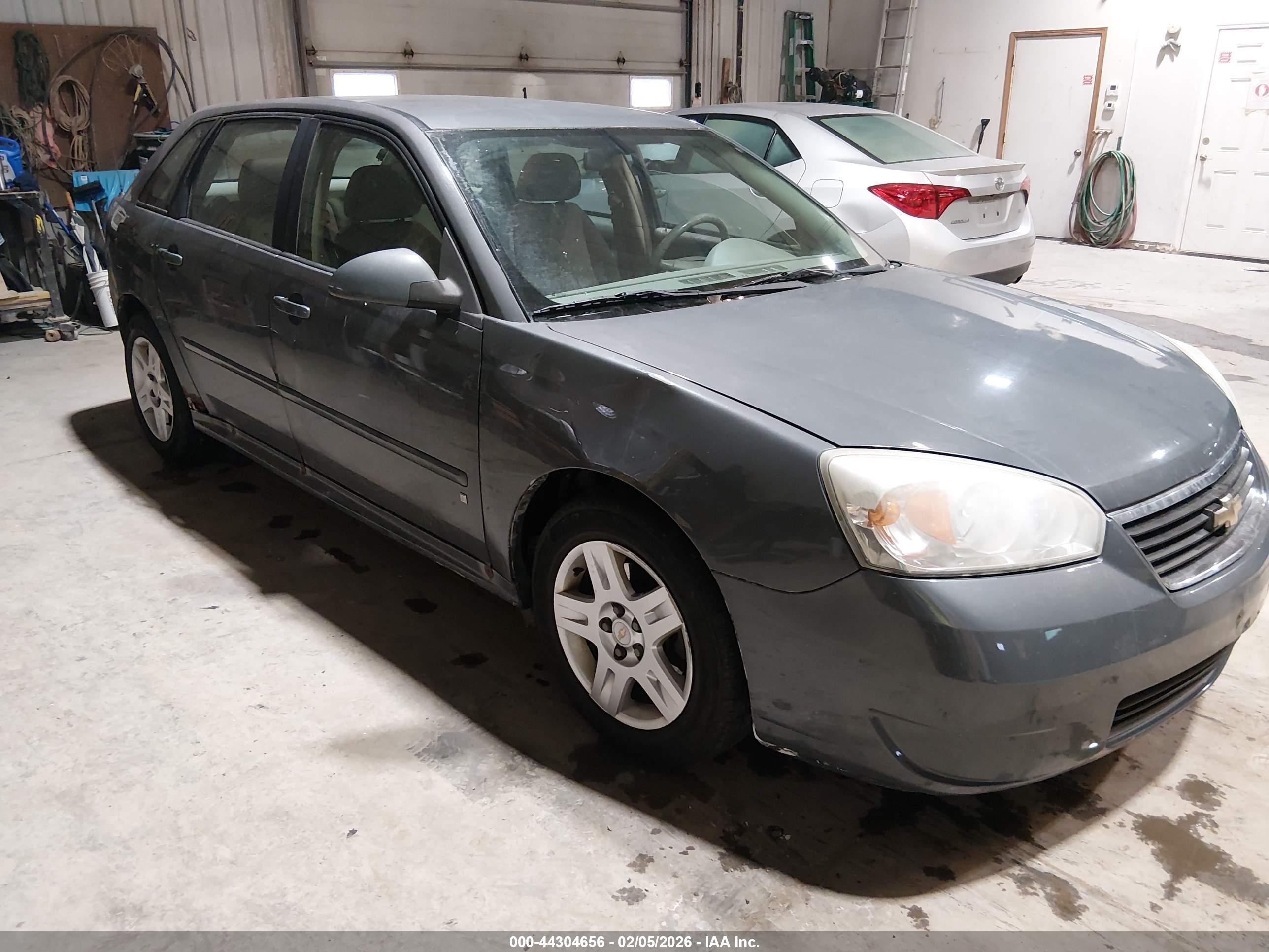 2007 Chevrolet Malibu Maxx LT, VIN 1G1ZT68N77F237747 — Side