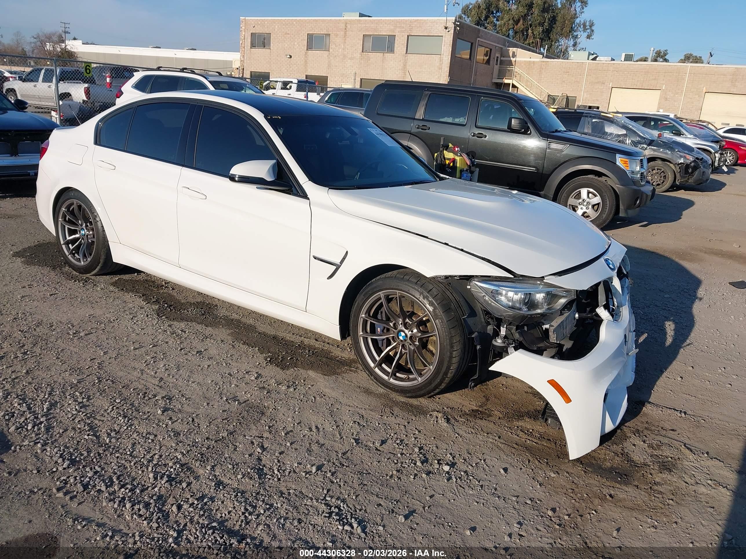2017 BMW M3, VIN WBS8M9C50H5G83637 — Перед