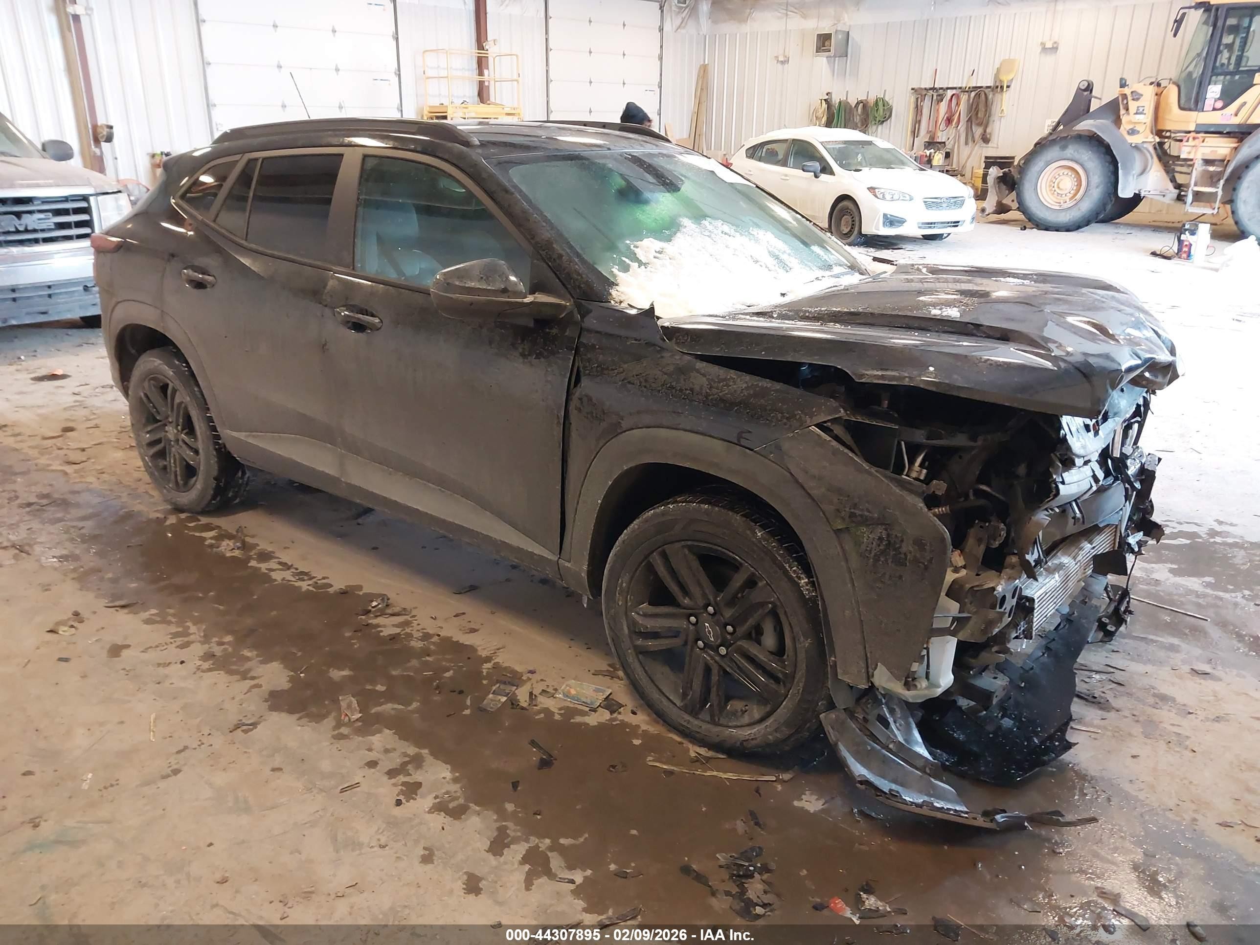 2025 Chevrolet Trax ACTIV, VIN KL77LKEP3SC143658 — Front end