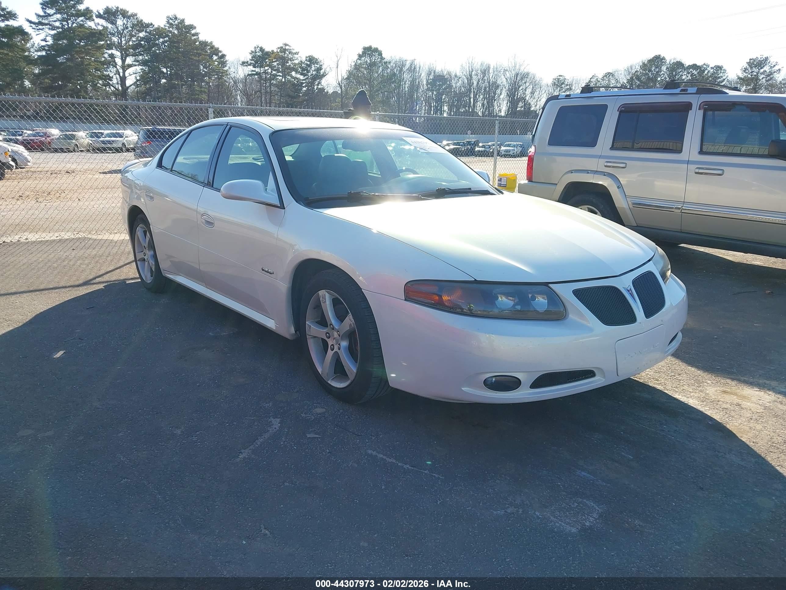 2005 Pontiac Bonneville GXP, VIN 1G2HZ54Y65U104132 — Rear end