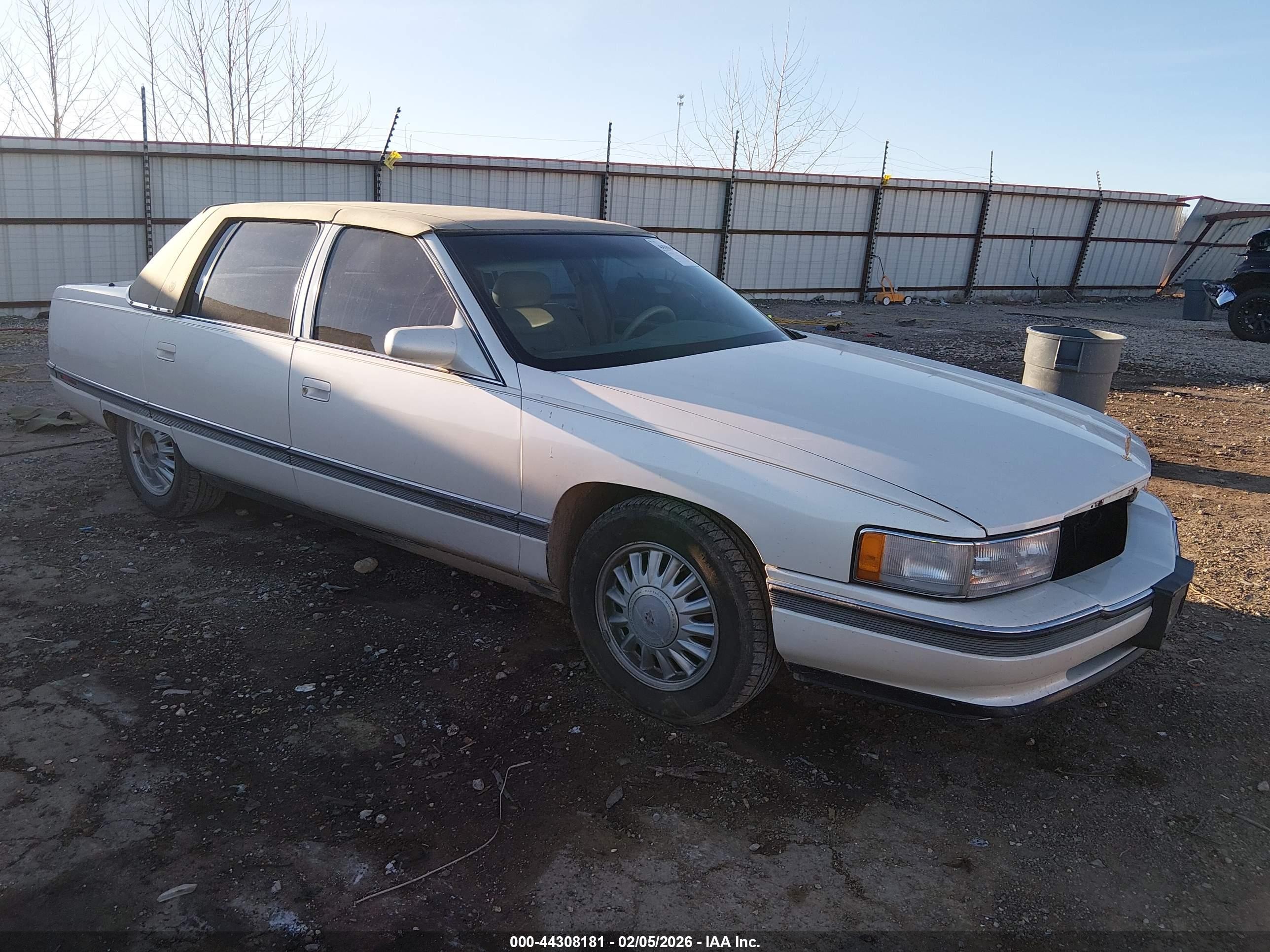 1994 Cadillac Concours, VIN 1G6KF52Y8RU228425 — Перед