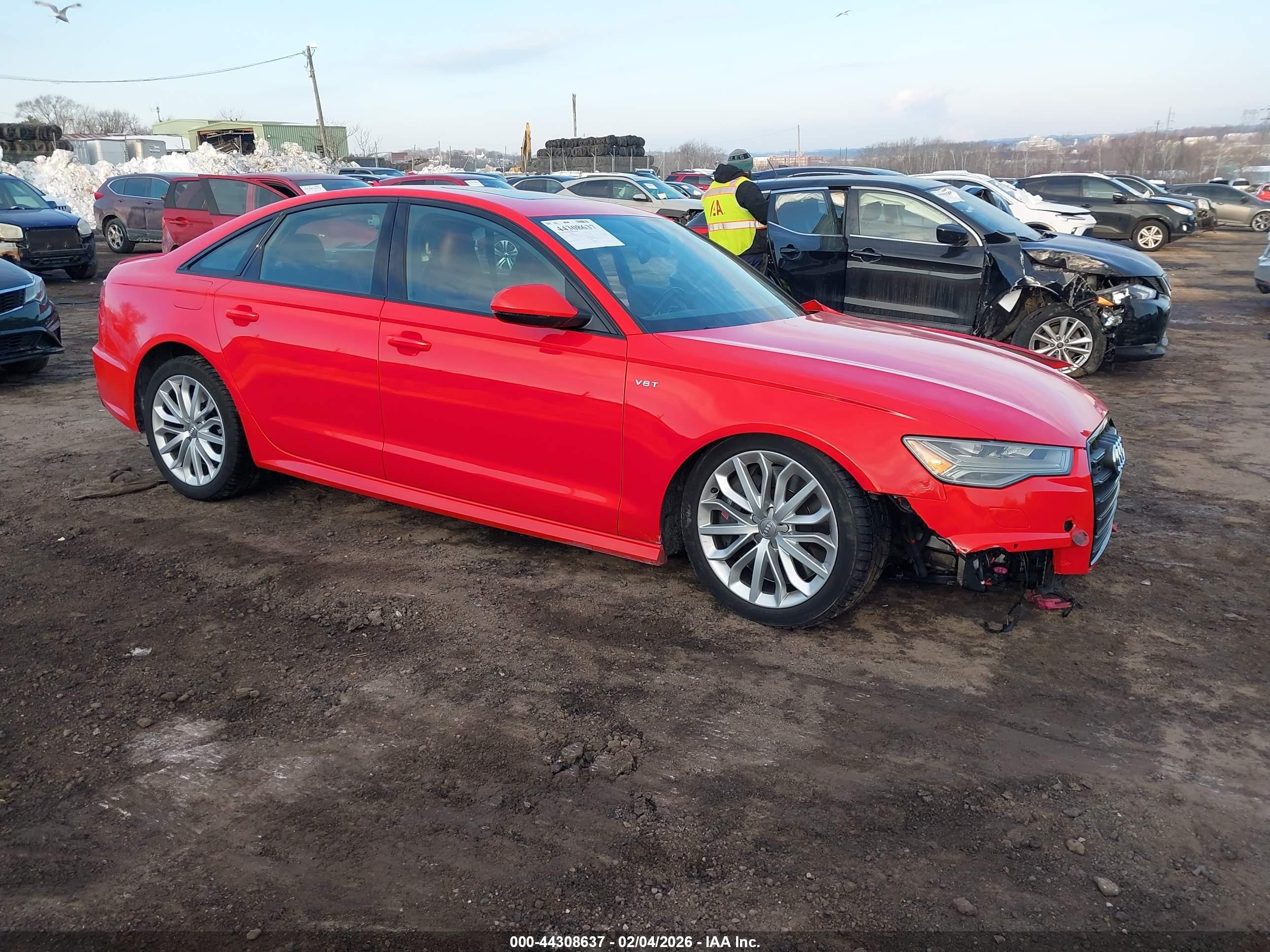 2017 Audi S6 Prestige, VIN WAUHFAFC6HN022332 — Днище