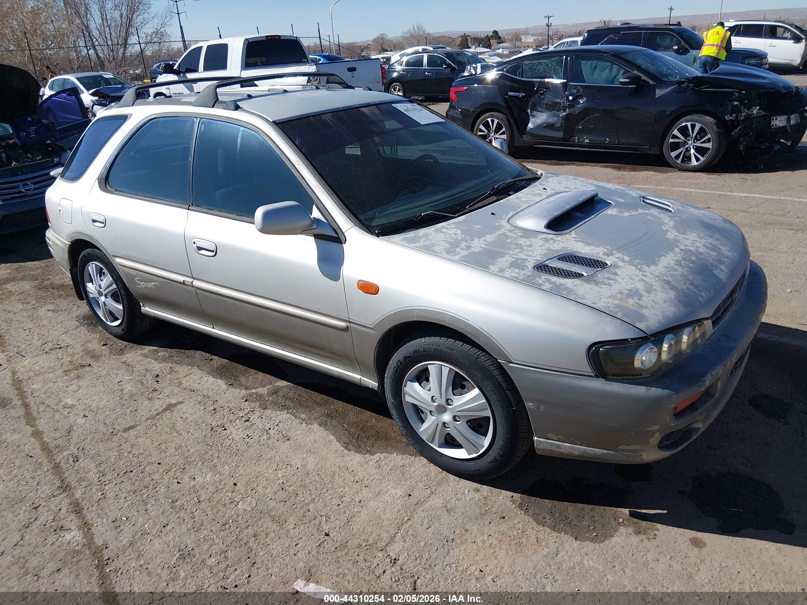 2001 Subaru Impreza Outback Special Sports, VIN JF1GF48571G800118 — Зад