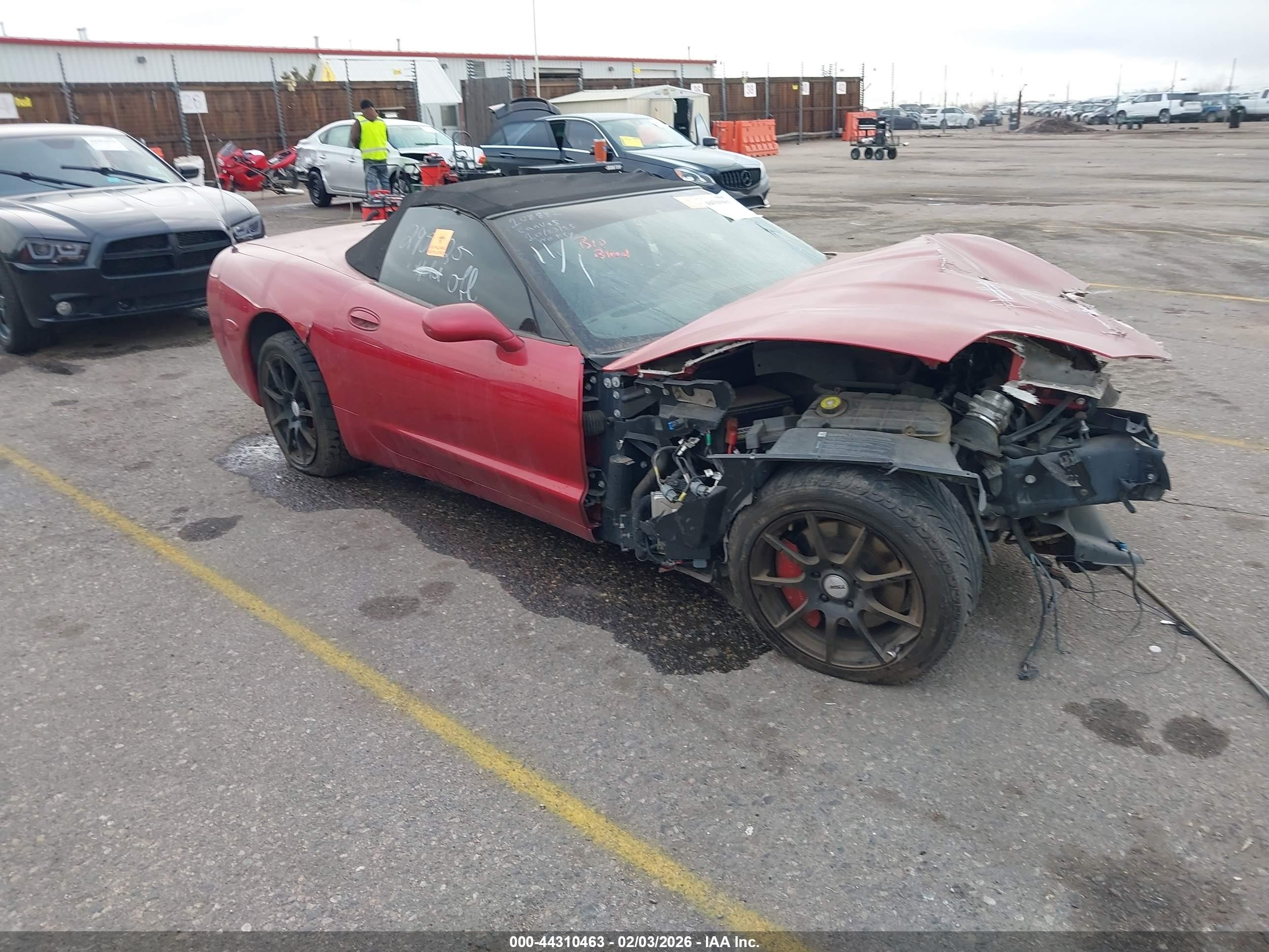 2000 Chevrolet Corvette, VIN 1G1YY32G8Y5108882 — Front end
