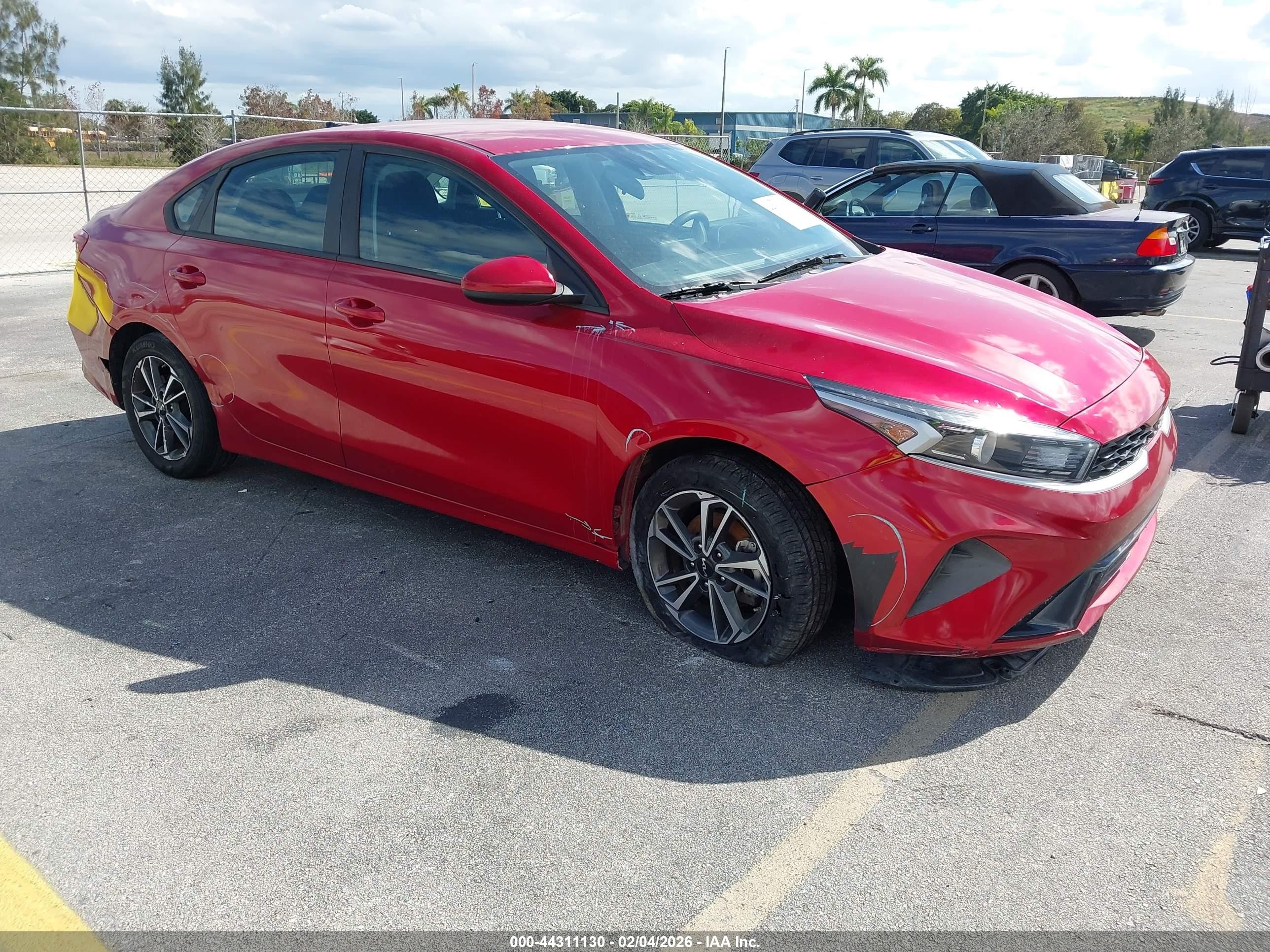 2023 Kia Forte LXS, VIN 3KPF24AD9PE582727 — Side