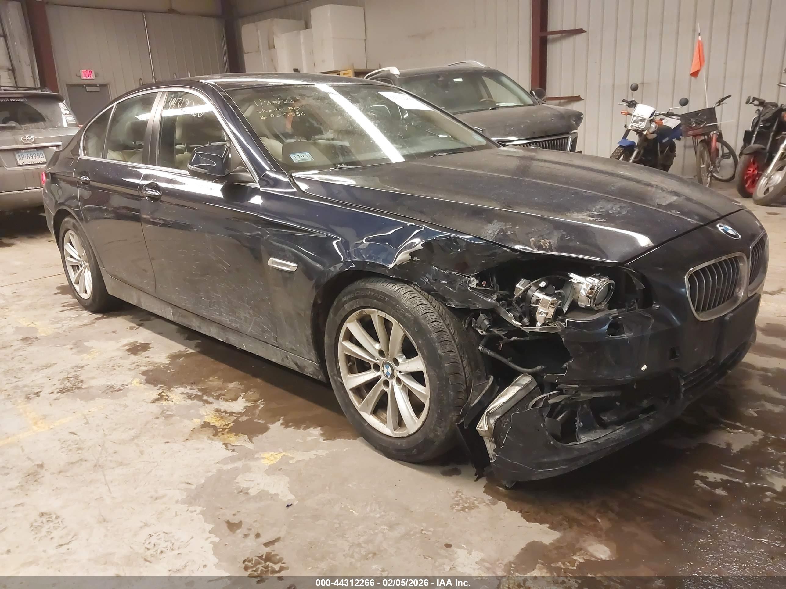 2016 BMW 5 Series 528i xDrive, VIN WBA5A7C53GG147298 — Front end