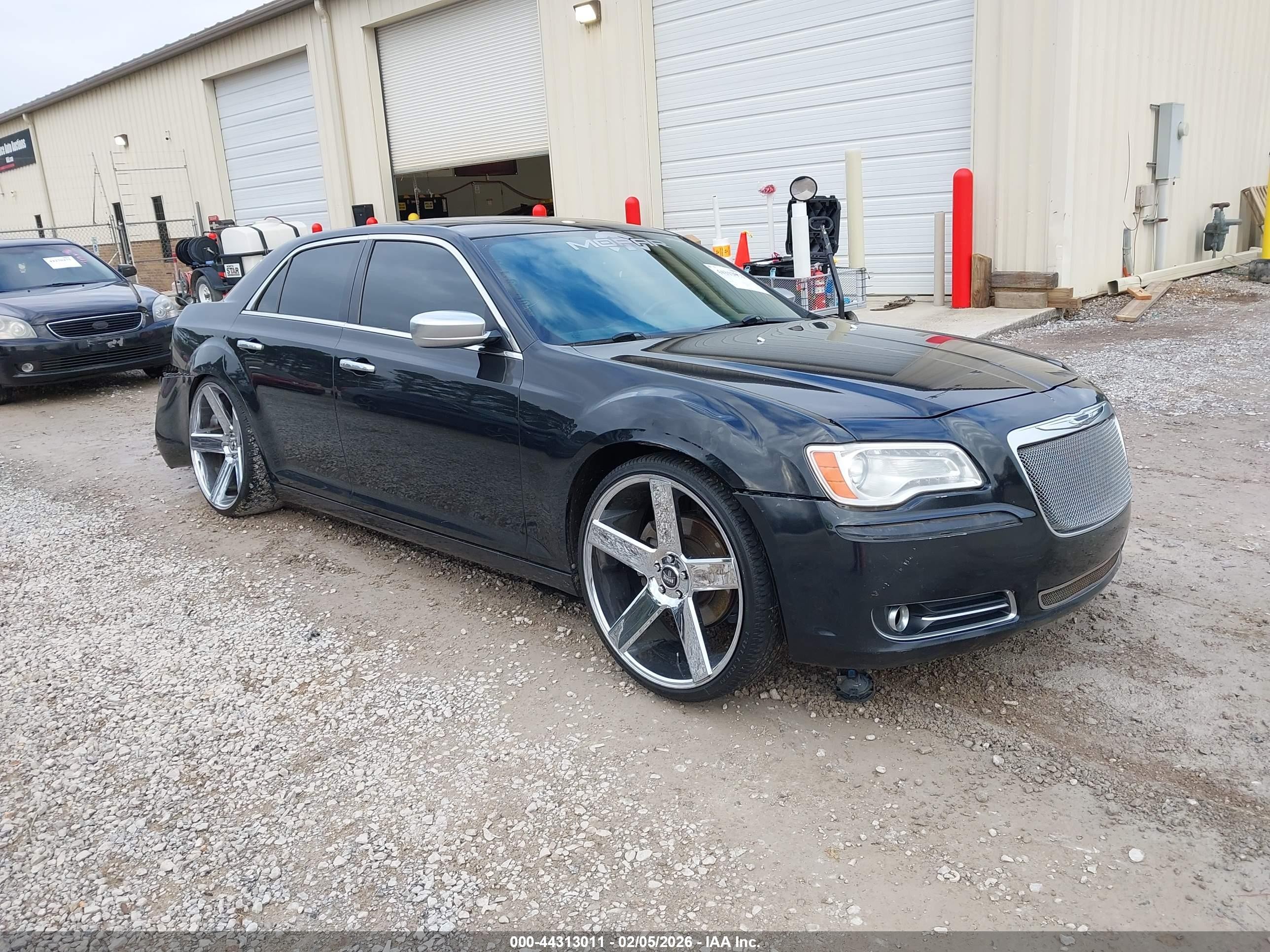2013 Chrysler 300 C John Varvatos Limited Edition, VIN 2C3CCADT5DH703551 — Auction photo