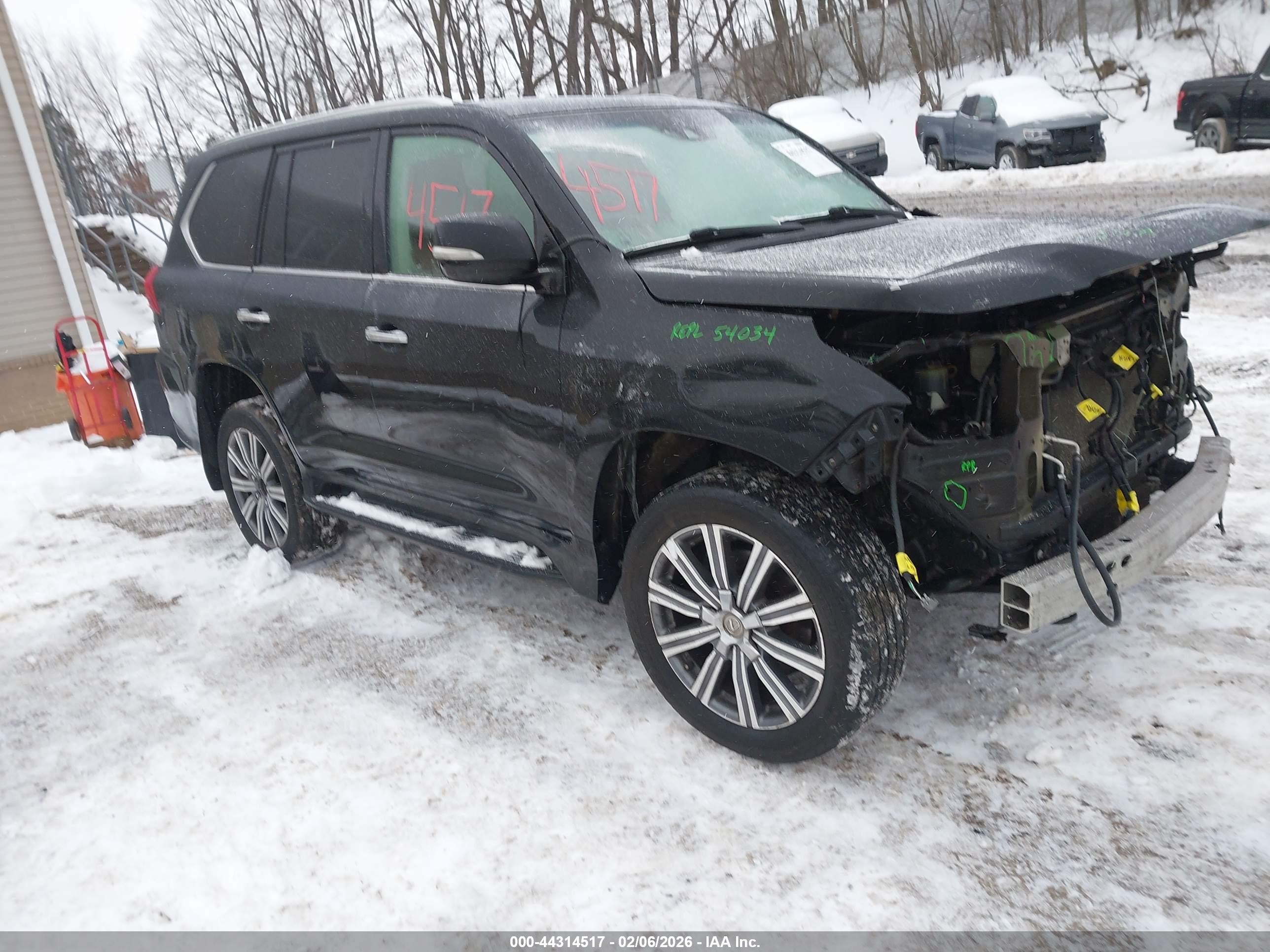 2017 Lexus LX 570, VIN JTJHY7AX9H4221792 — Front end