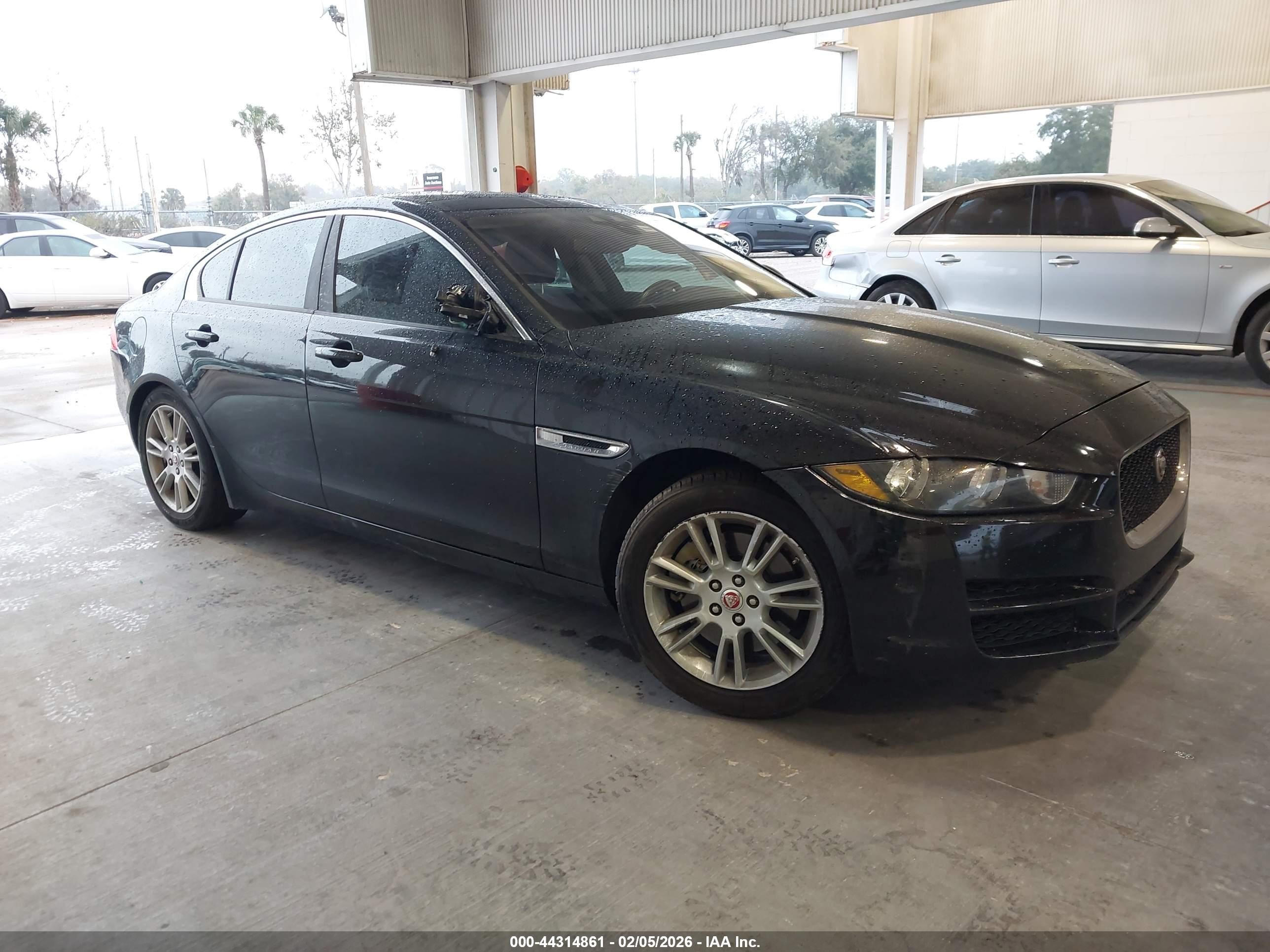 2018 Jaguar XE 25t Premium, VIN SAJAD4FX0JCP28438 — Rear end