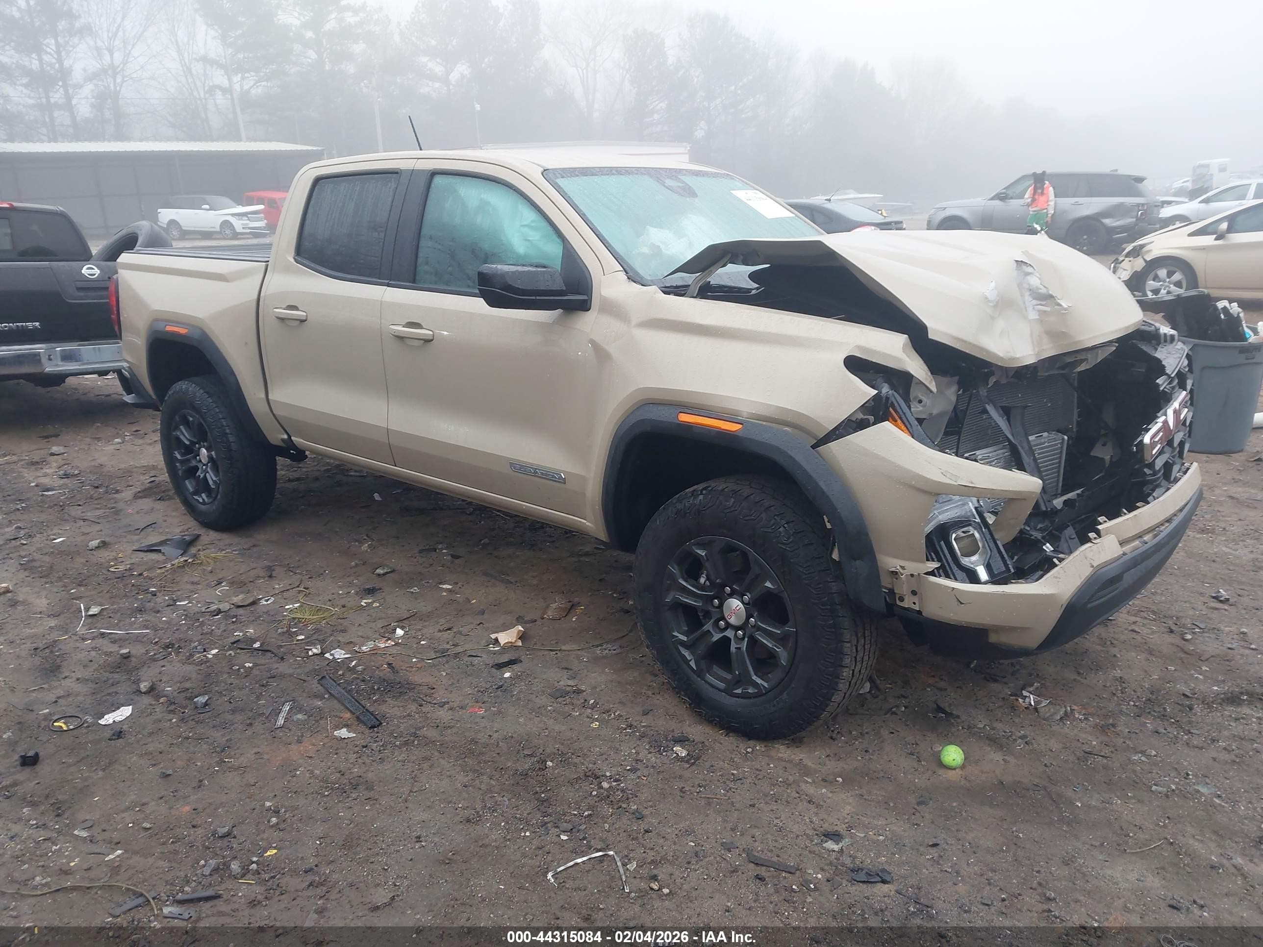 2023 GMC Canyon 2WD Elevation, VIN 1GTP5BEK6P1194592 — Front end
