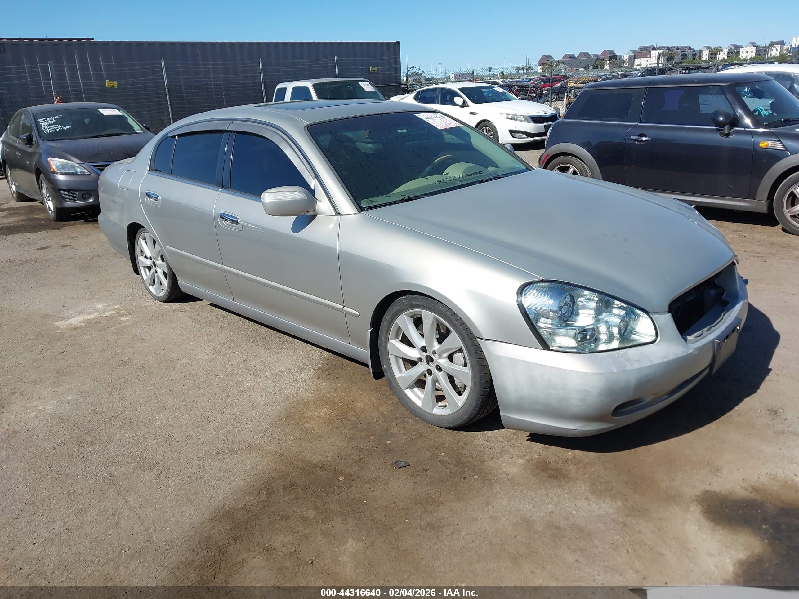 2003 Infiniti Q45, VIN JNKBF01A53M101884 — Front end