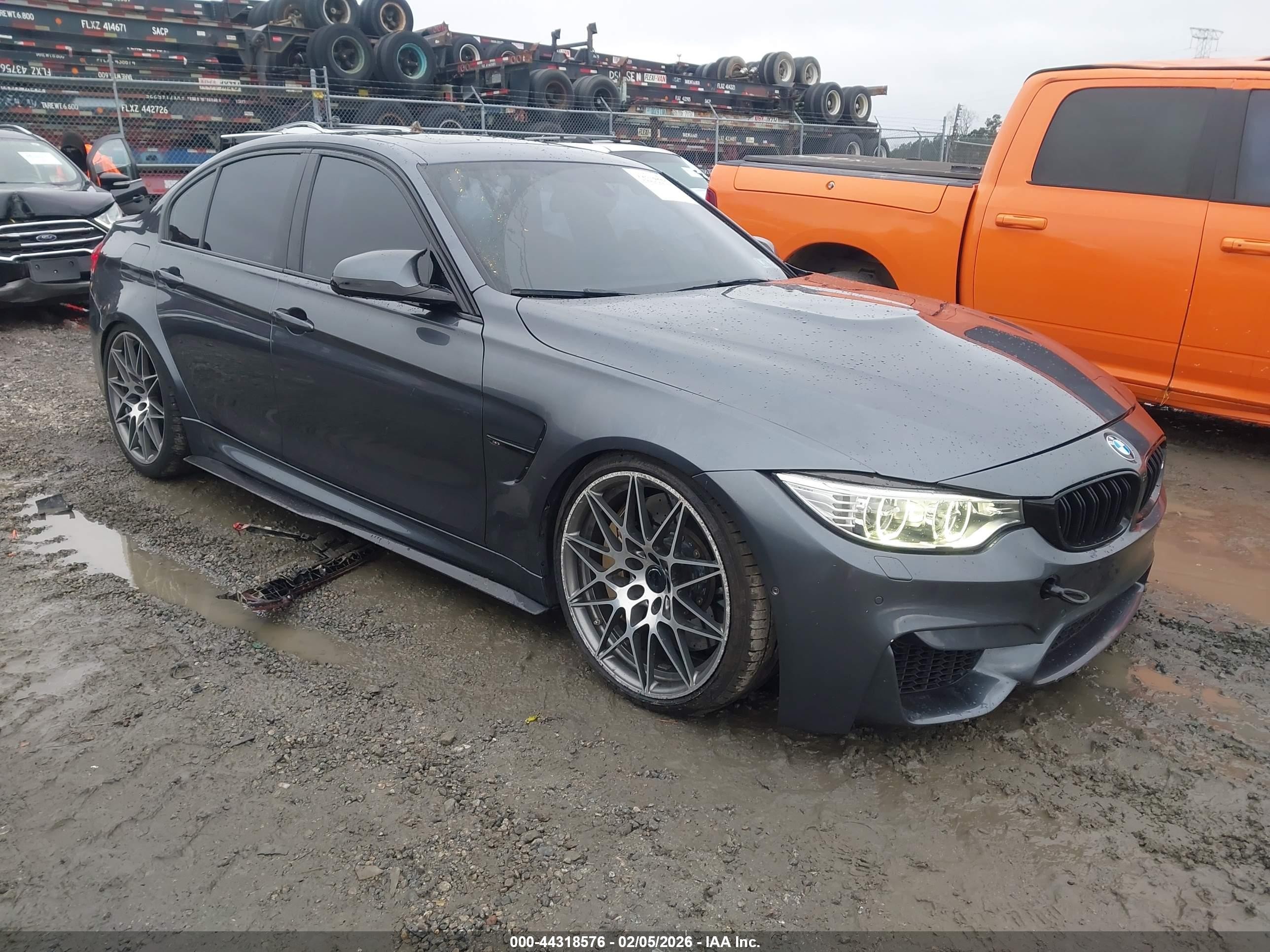 2015 BMW M3, VIN WBS3C9C53FP805631 — Бок
