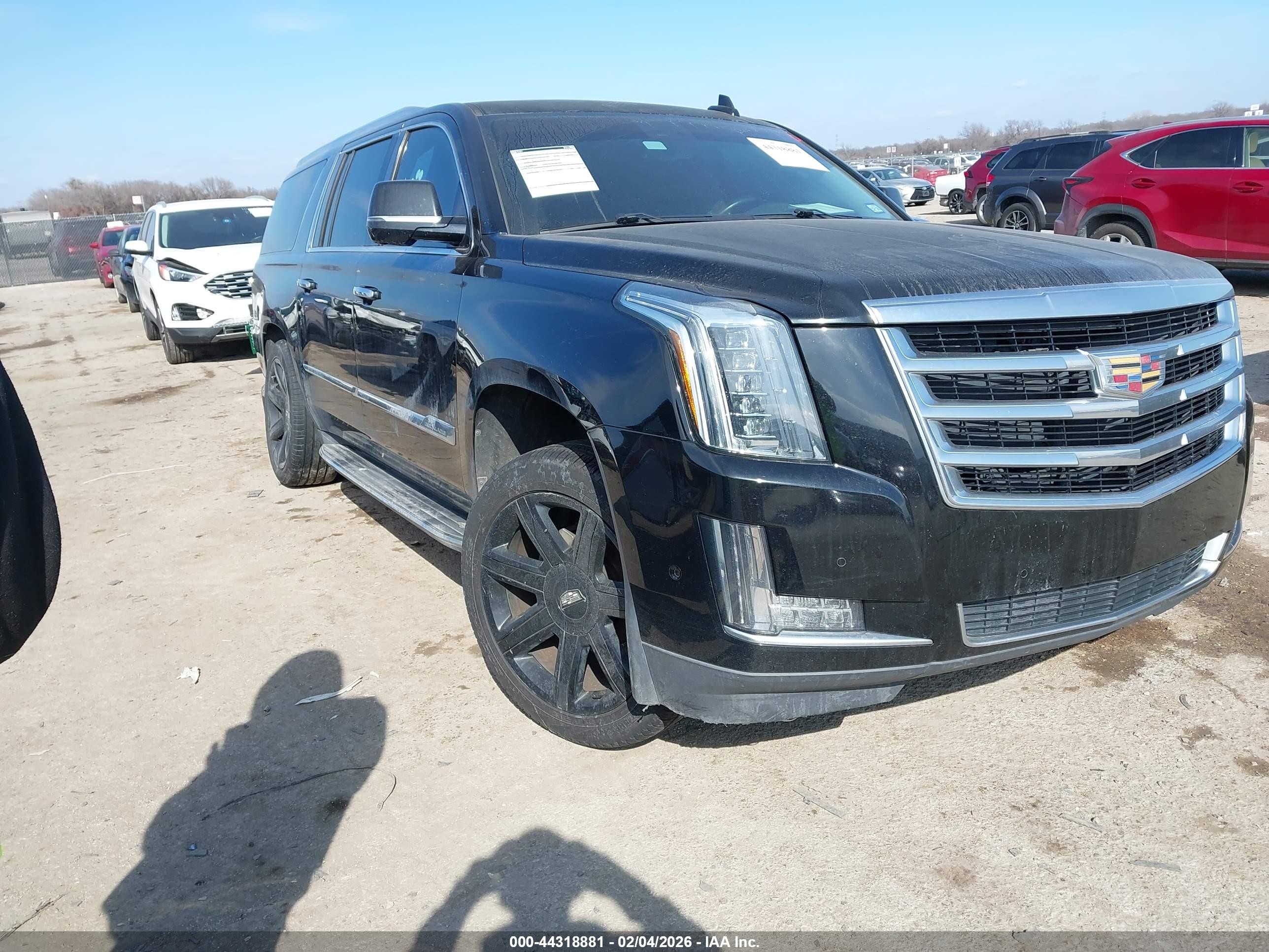 2017 Cadillac Escalade ESV Luxury, VIN 1GYS3HKJ2HR380674 — Rear end