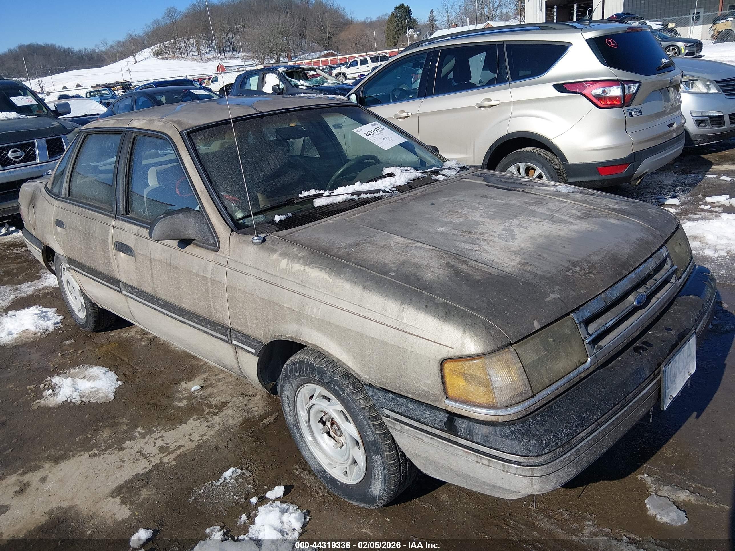 1990 Ford Tempo, VIN 1FAPP36X6LK231774 — Normal wear