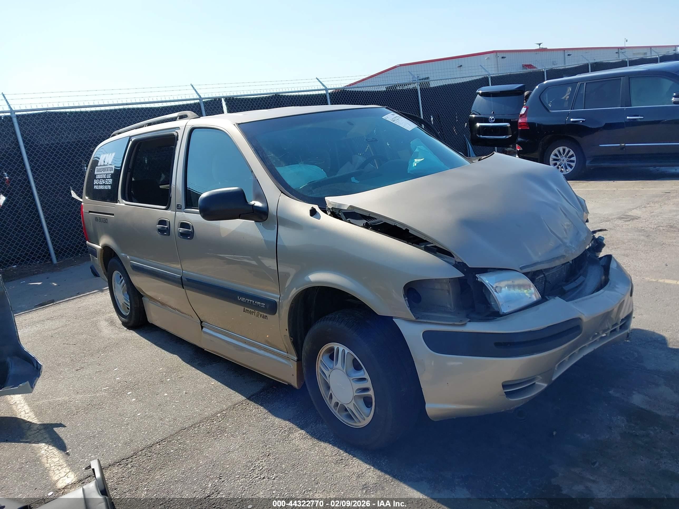 2005 Chevrolet Venture, VIN 1GBDV13E05D112415 — Front end
