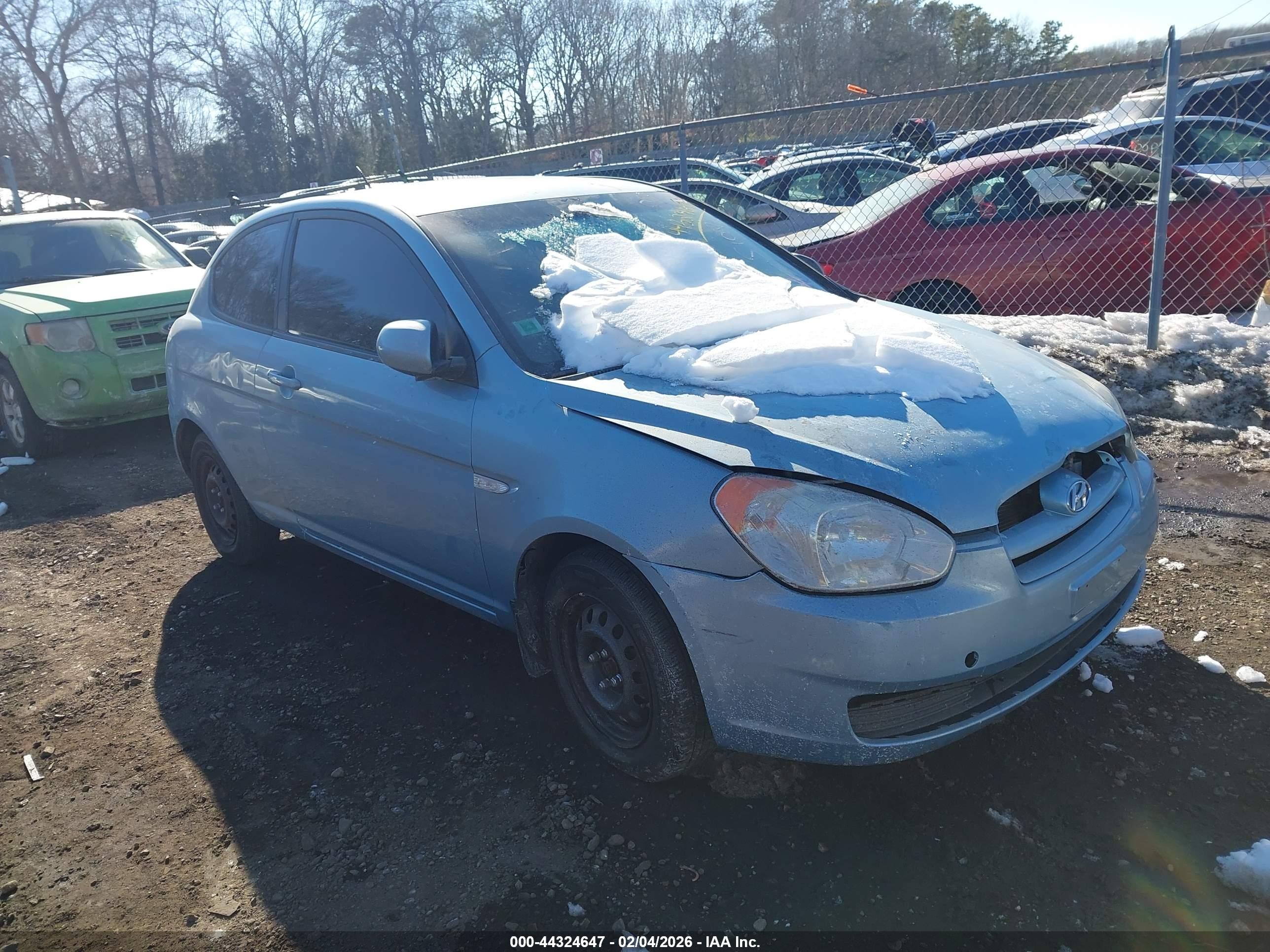 2011 Hyundai Accent GL, VIN KMHCM3AC5BU200519 — Front end