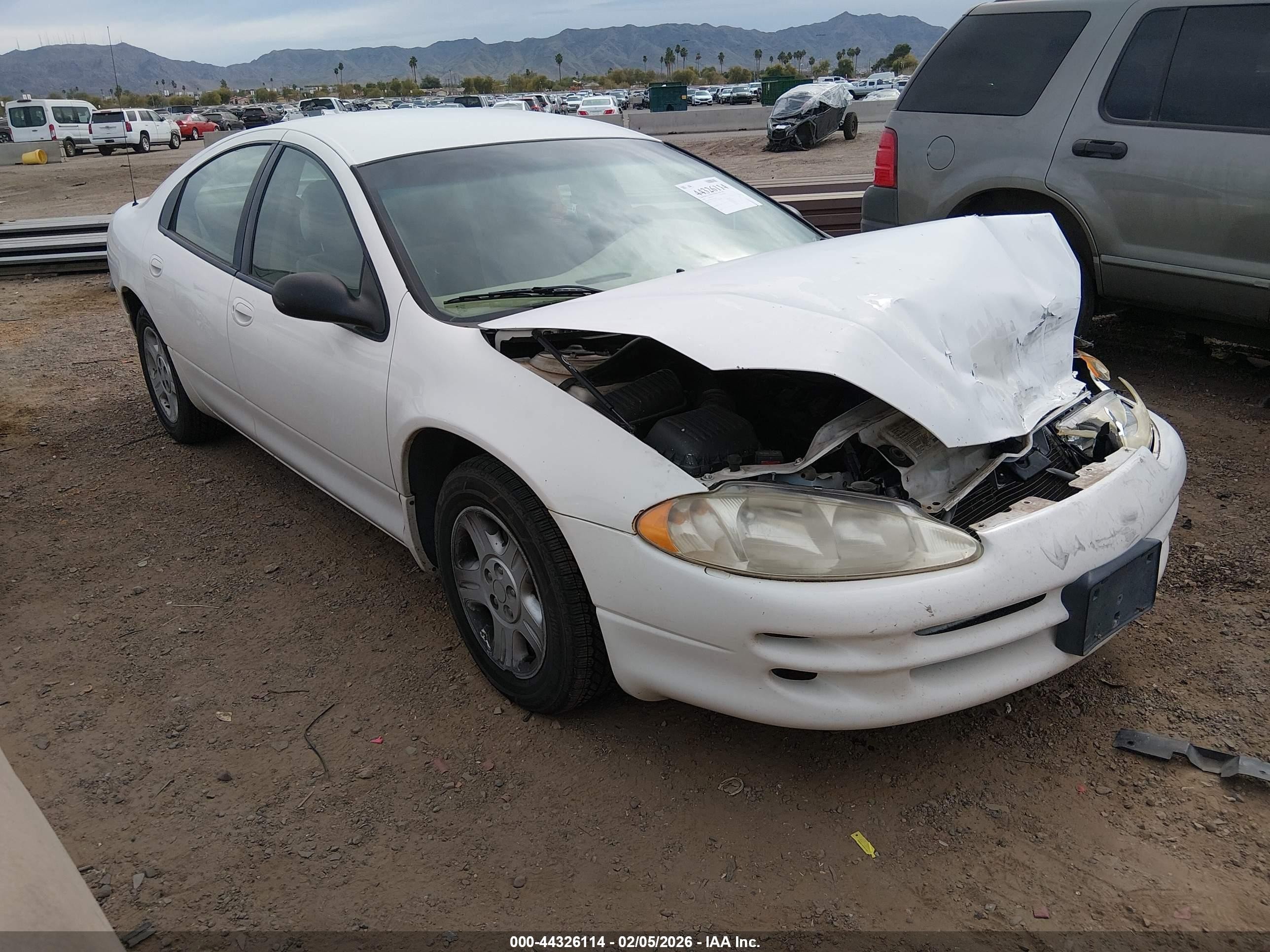 2004 Dodge Intrepid SE, VIN 2B3HD46R54H602402 — Перед