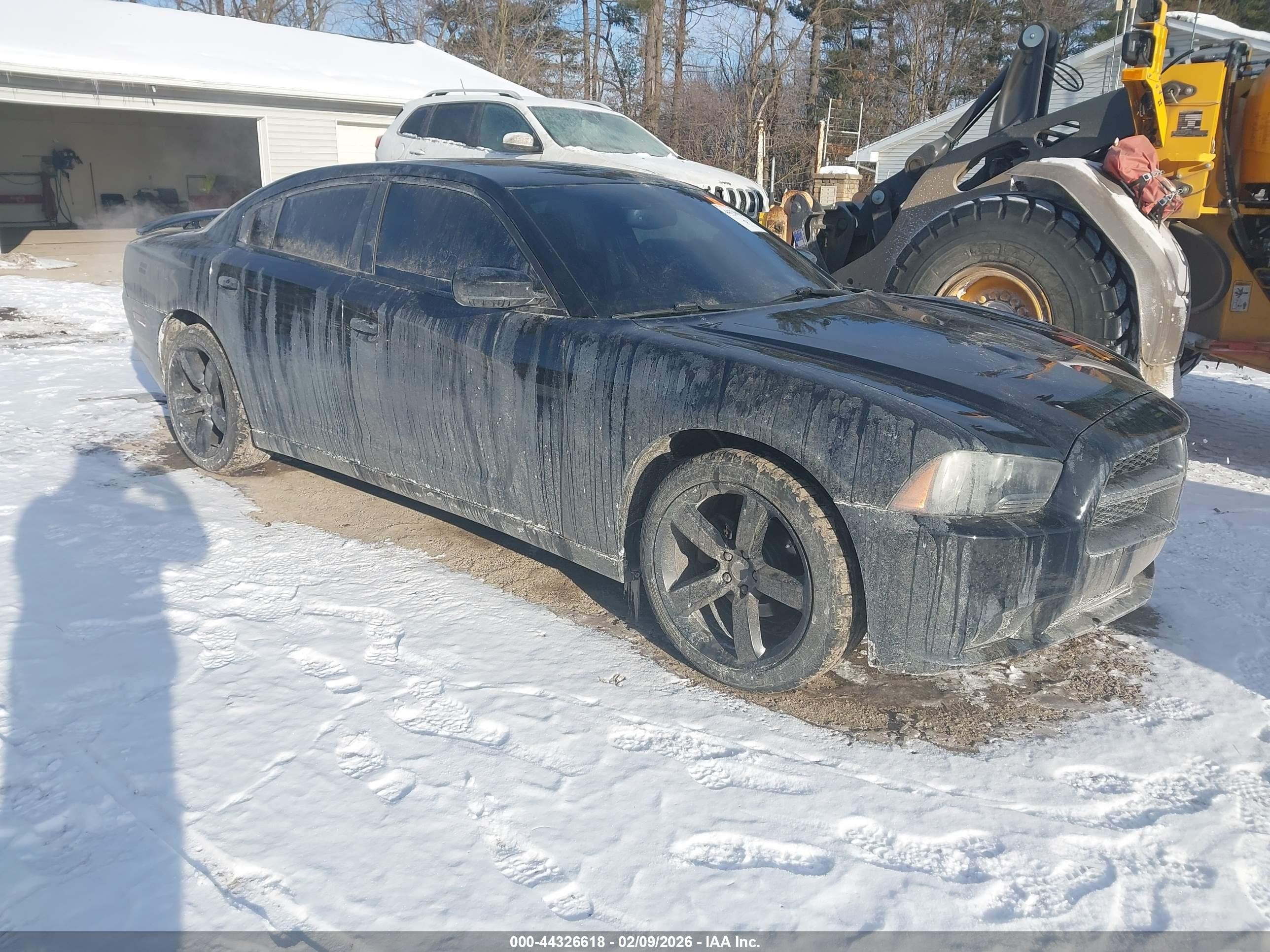 2012 Dodge Charger SXT Plus, VIN 2C3CDXHG0CH302212 — Front end