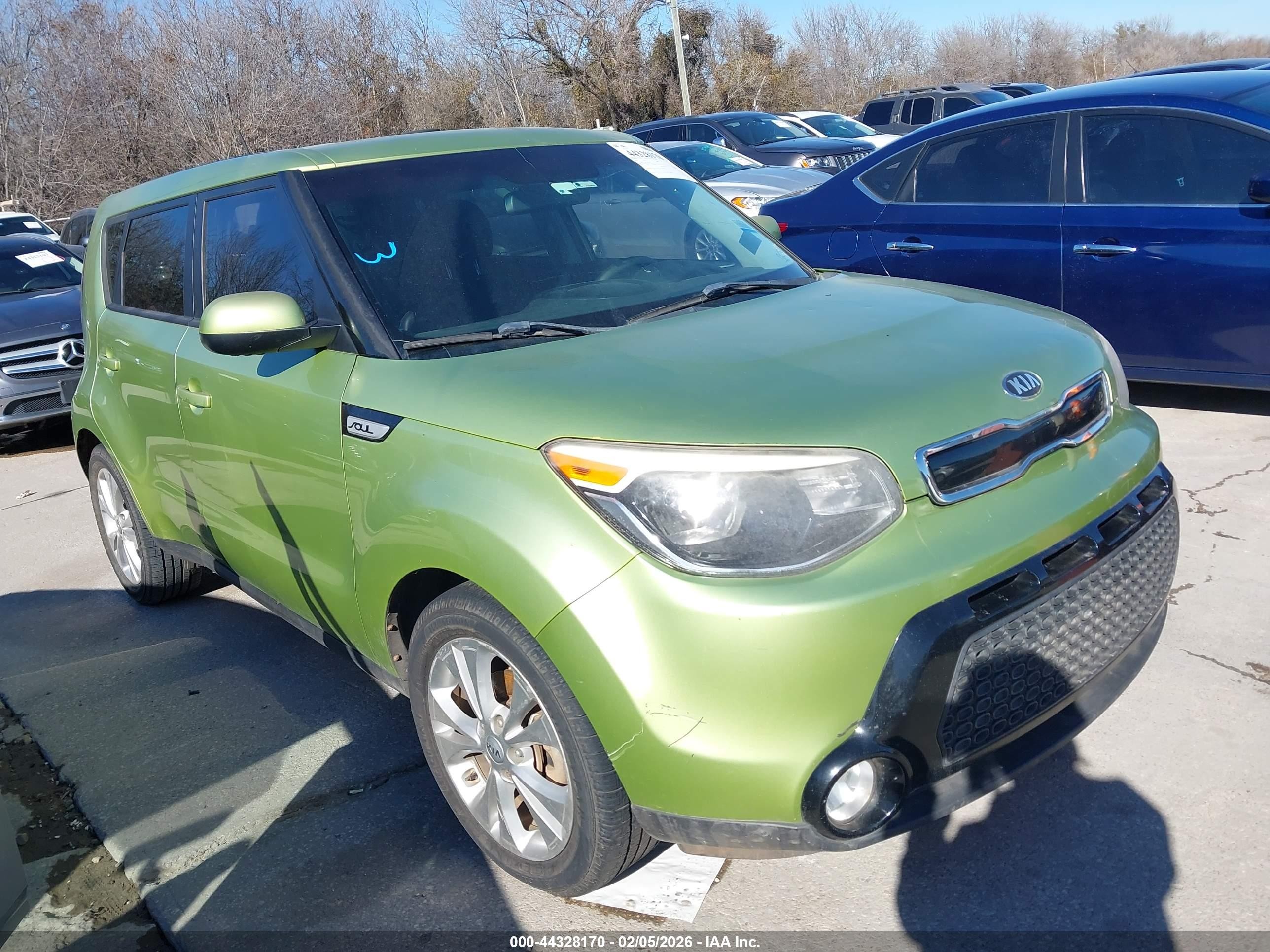 2016 Kia Soul +, VIN KNDJP3A53G7825740 — Normal wear