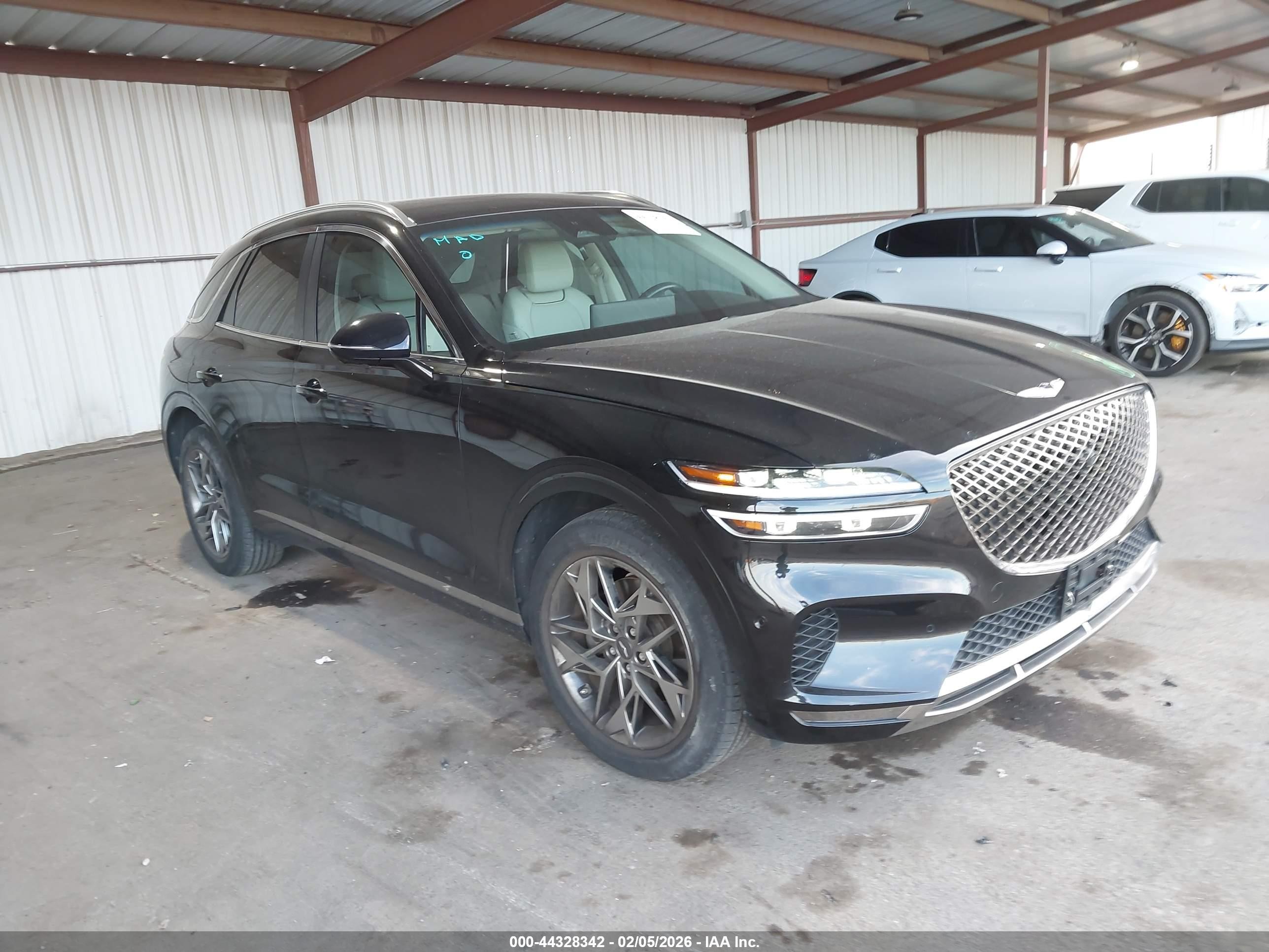 2022 Genesis GV70 2.5T, VIN KMUMADTBXNU060609 — Rear end