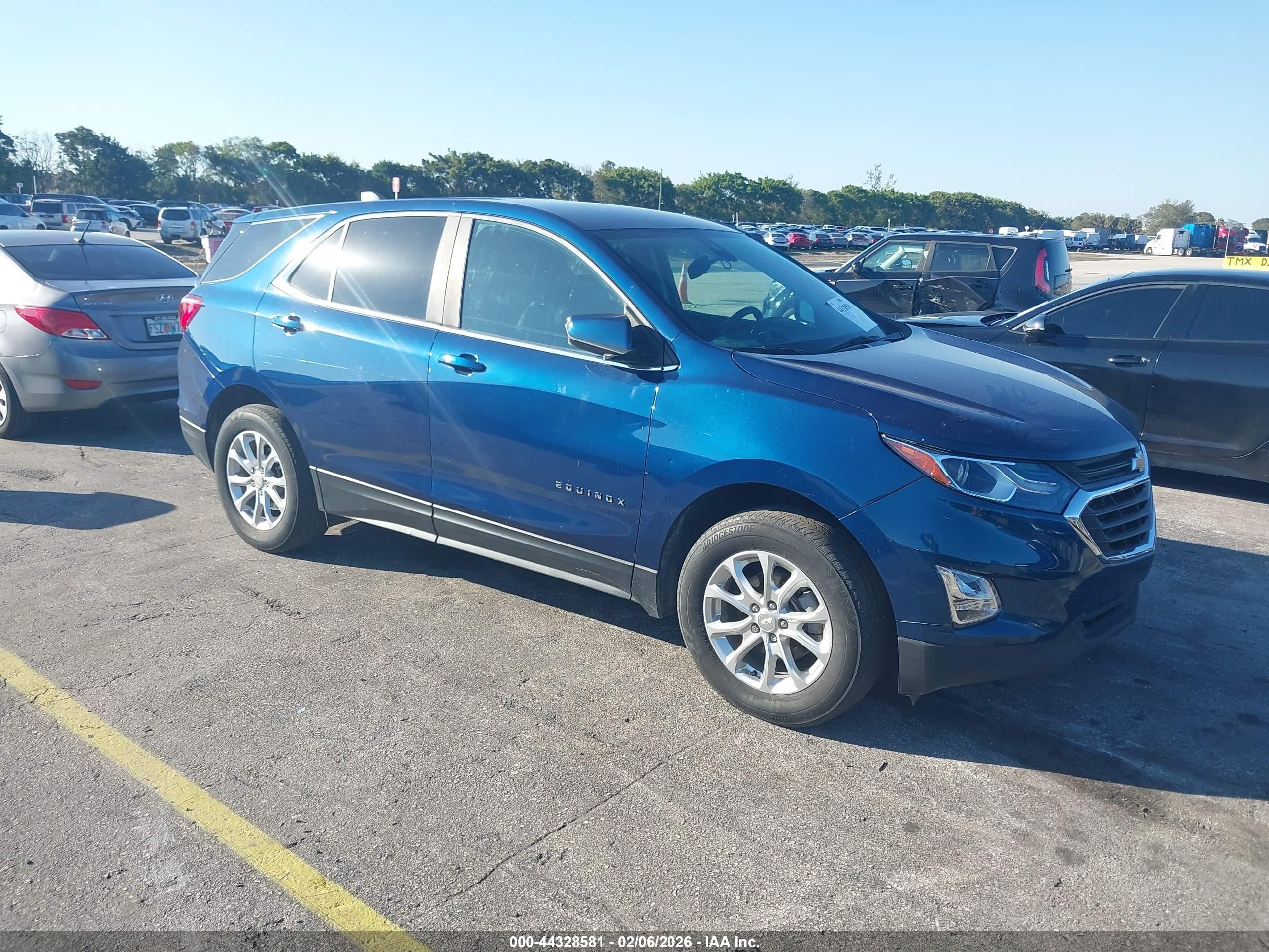 2021 Chevrolet Equinox LT, VIN 3GNAXUEV7ML385892 — Стихия