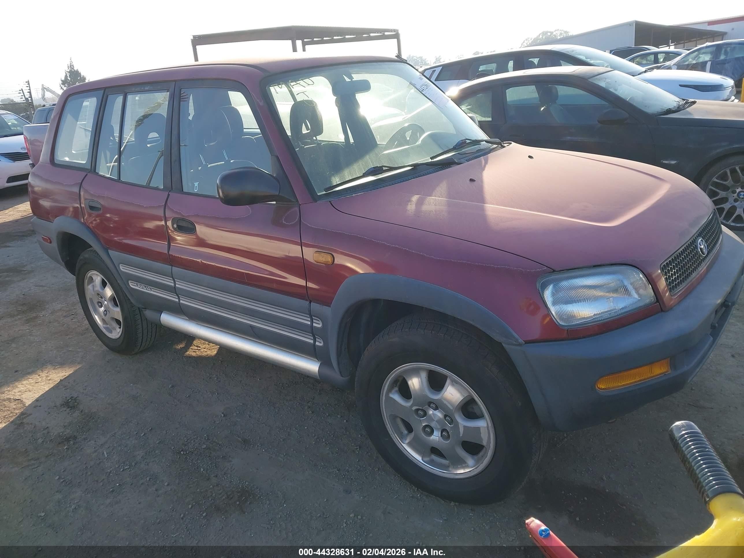 1997 Toyota RAV4, VIN JT3HP10V7V7020572 — Normal wear