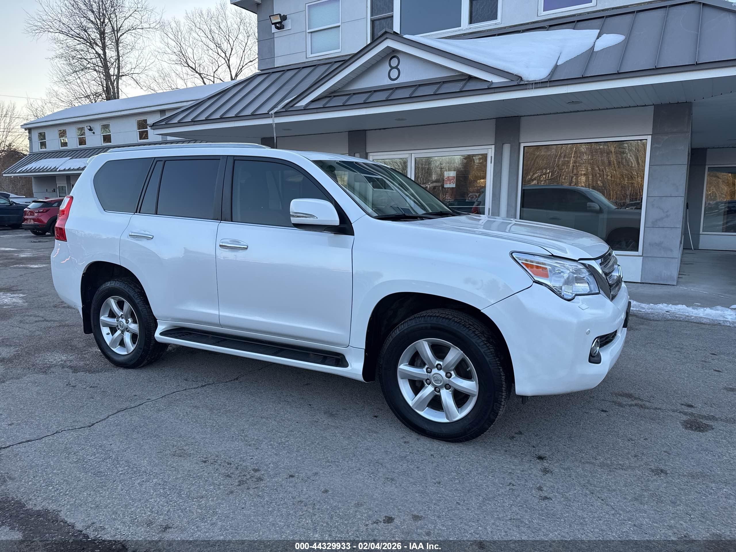 2011 Lexus GX 460, VIN JTJBM7FX9B5018655 — Normal wear