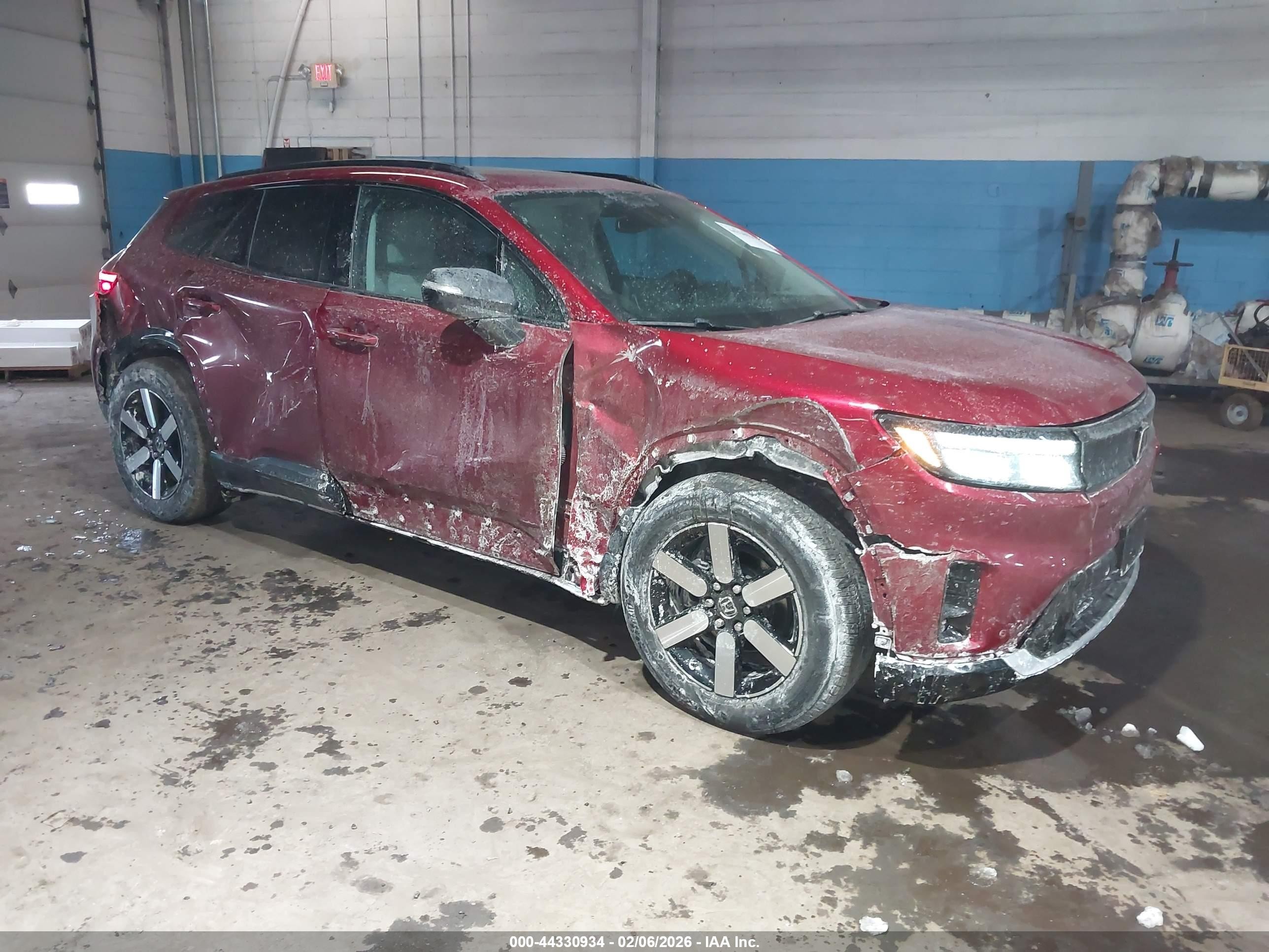 2024 Honda Prologue Touring, VIN 3GPKHXRJ8RS508968 — Side