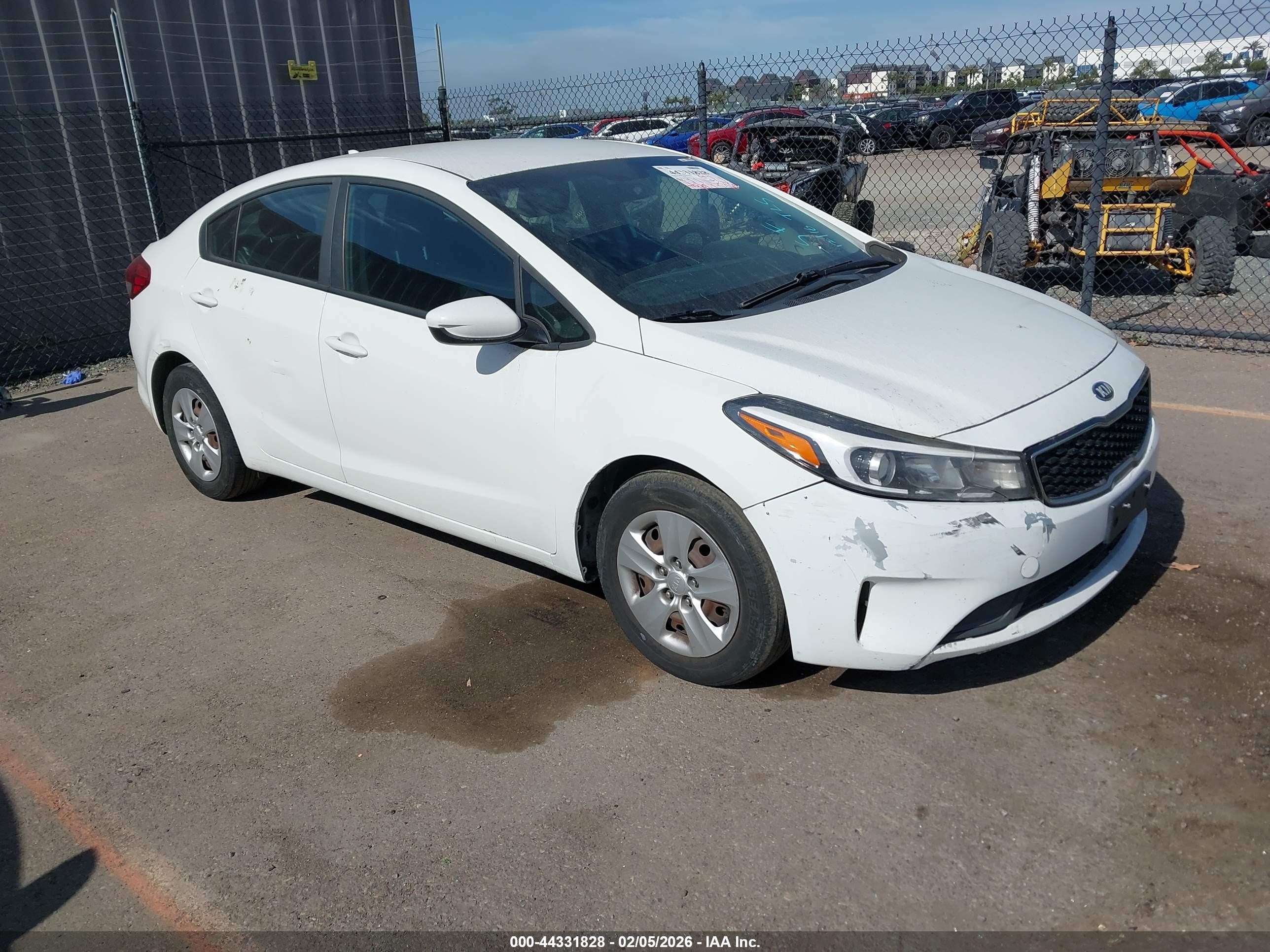 2017 Kia Forte LX, VIN 3KPFK4A75HE054436 — Side