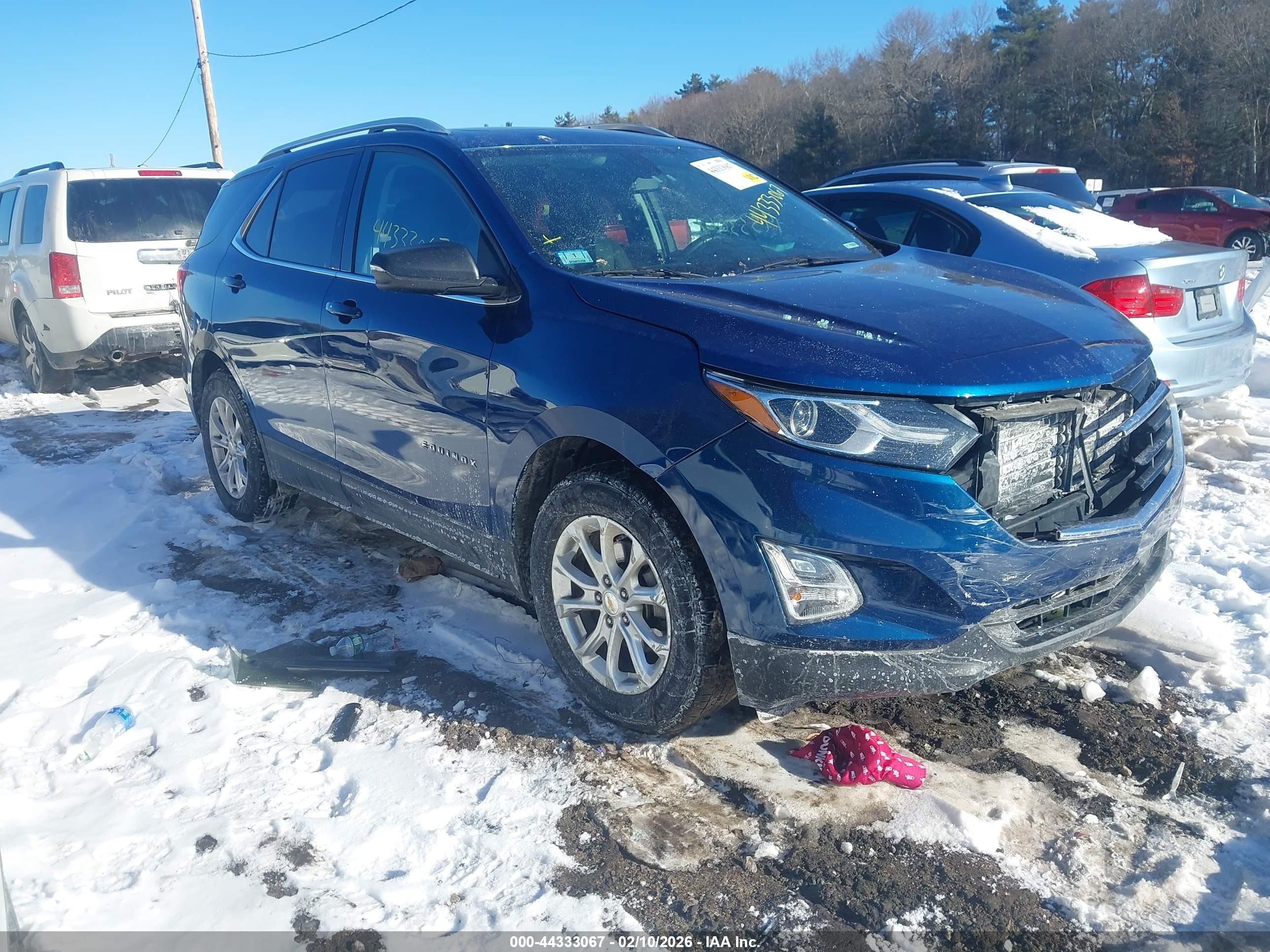 2019 Chevrolet Equinox LT, VIN 2GNAXUEV5K6215287 — Перед