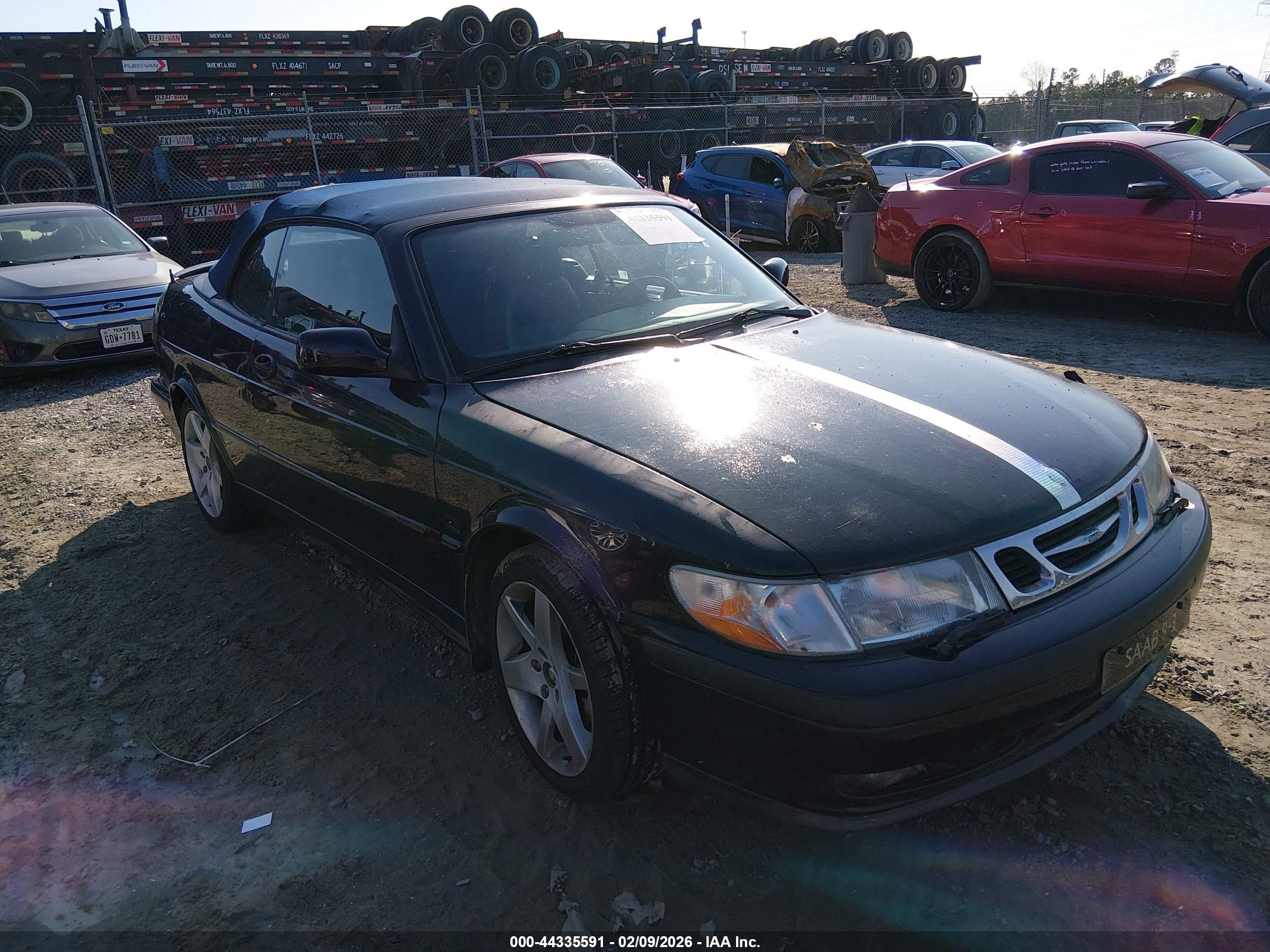 2002 Saab 9-3 SE, VIN YS3DF78K127012479 — Пожар в моторном отсеке