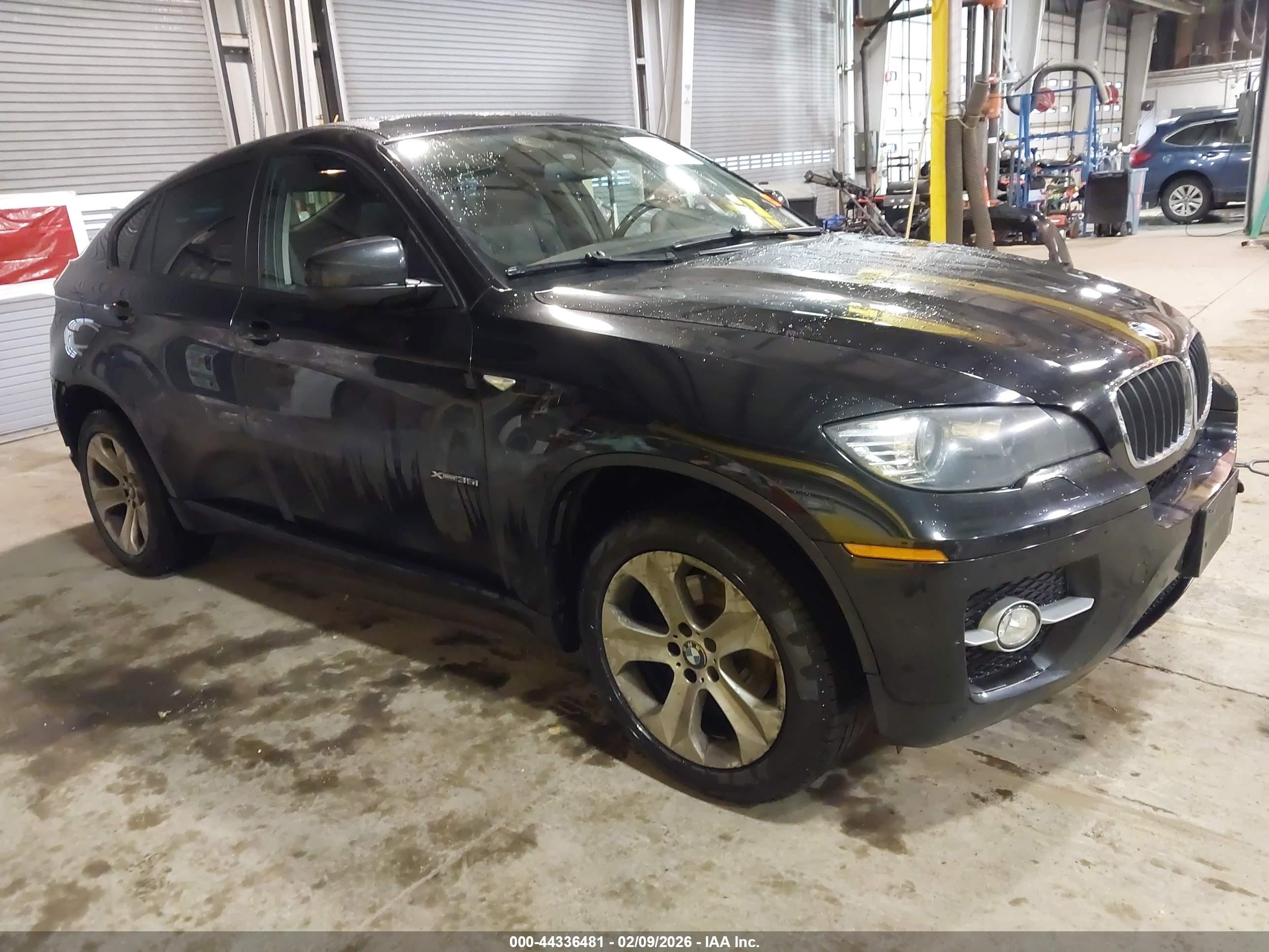 2012 BMW X6 35i, VIN 5UXFG2C59CLX09911 — Rear end