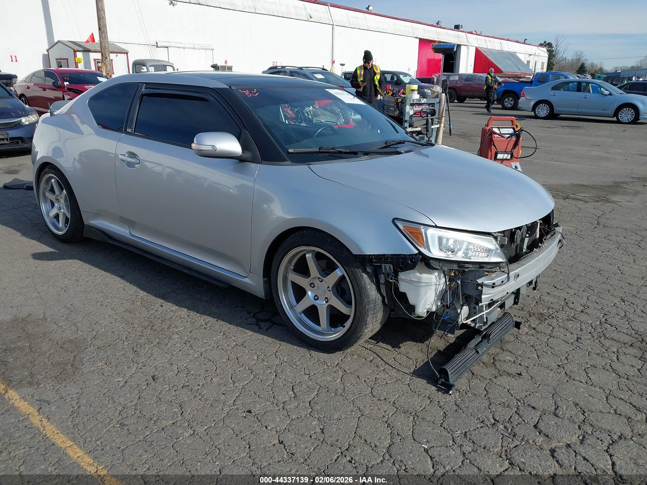 2012 Scion tC, VIN JTKJF5C70C3041894 — Front end